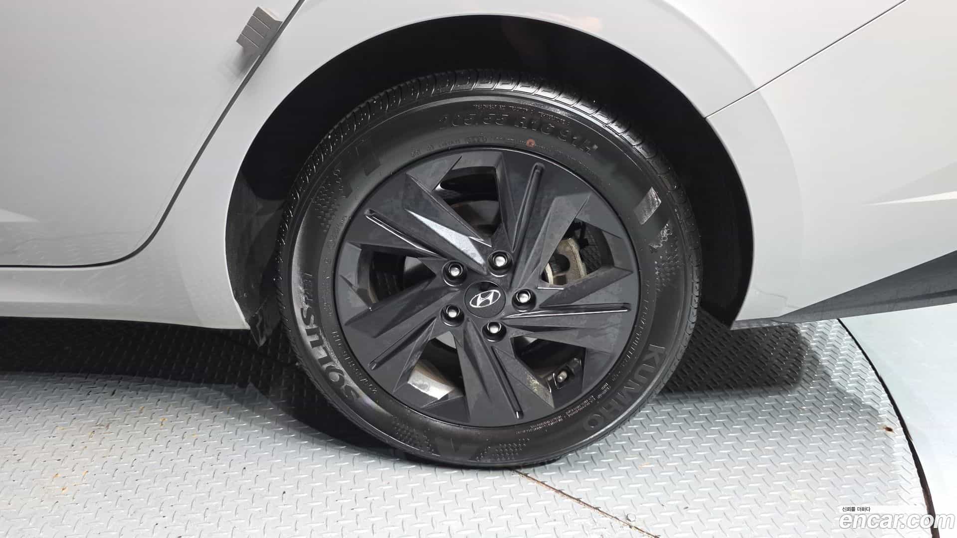 AVANTE Hyundai 2021.6-OUTER-031