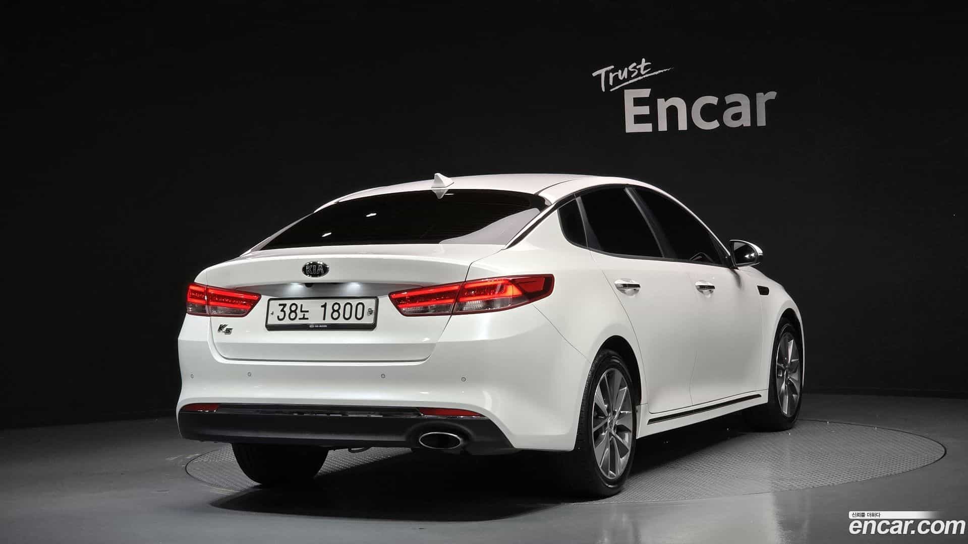 K5 Kia 2017.10-OUTER-002