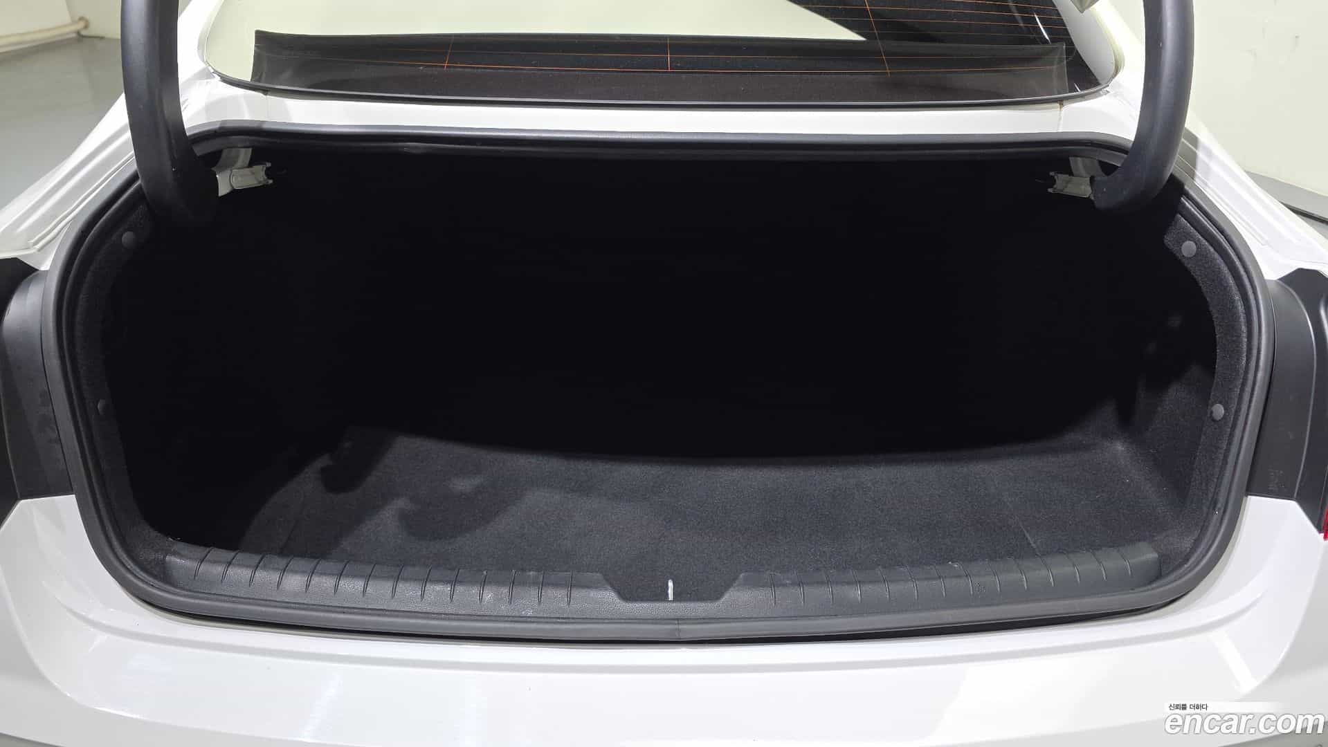 Sonata Hyundai 2022.5-OPTION-043
