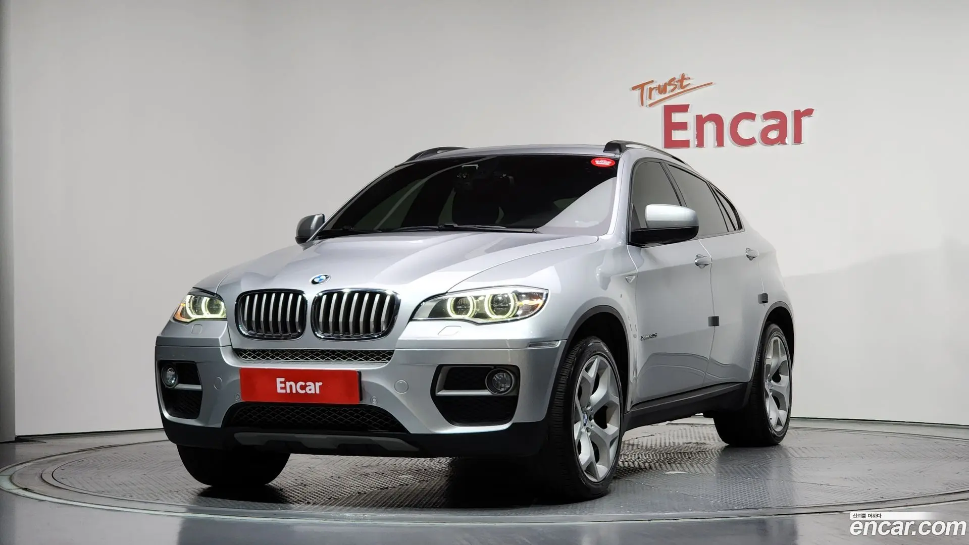 Main__Slider__Photo:X6 BMW 2013.8-0