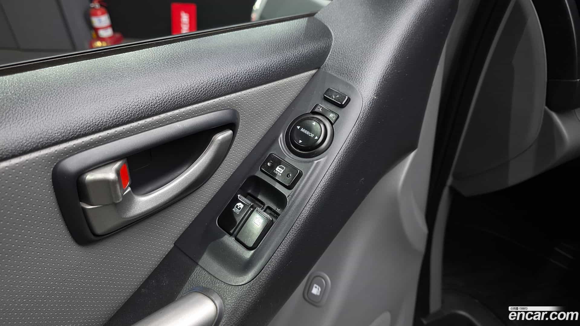 Starex Hyundai 2014.9-OPTION-022