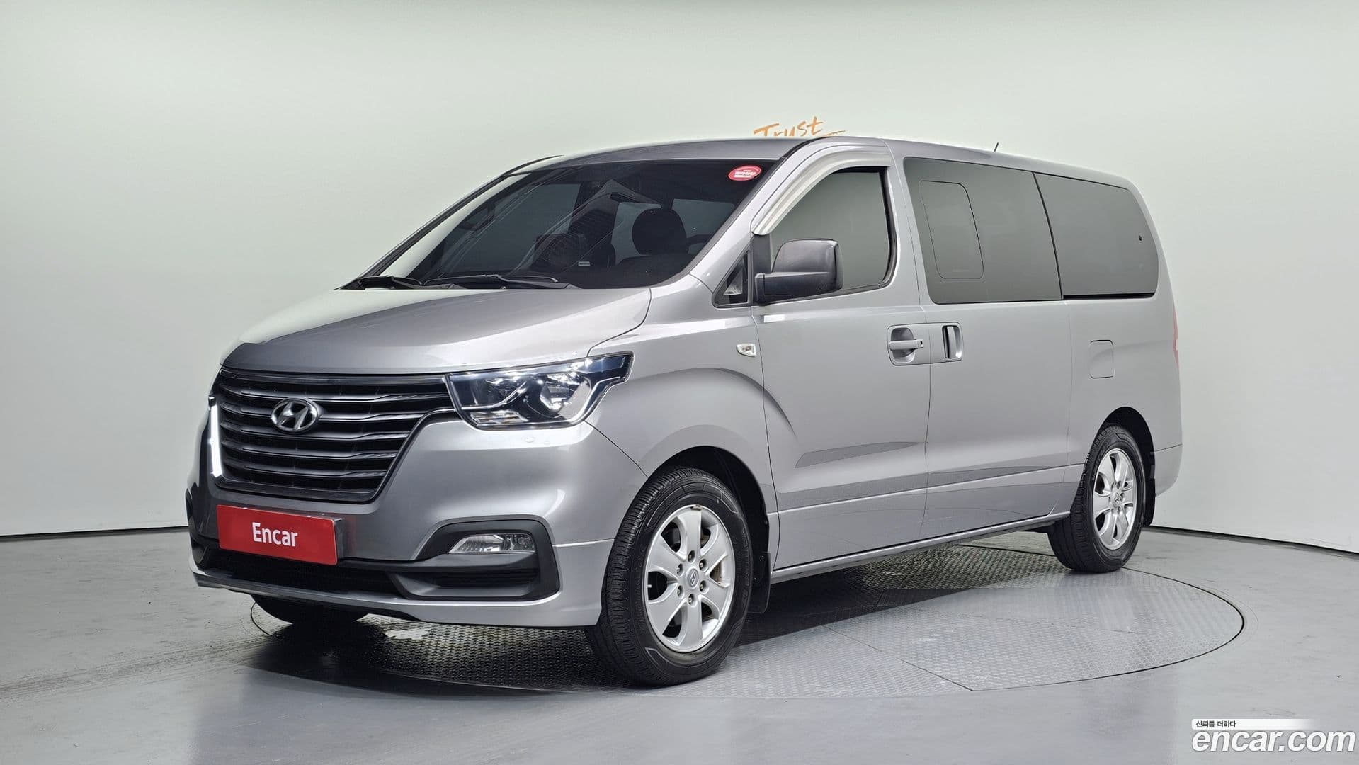 Main__Slider__Photo:Starex Hyundai 2018.2-0
