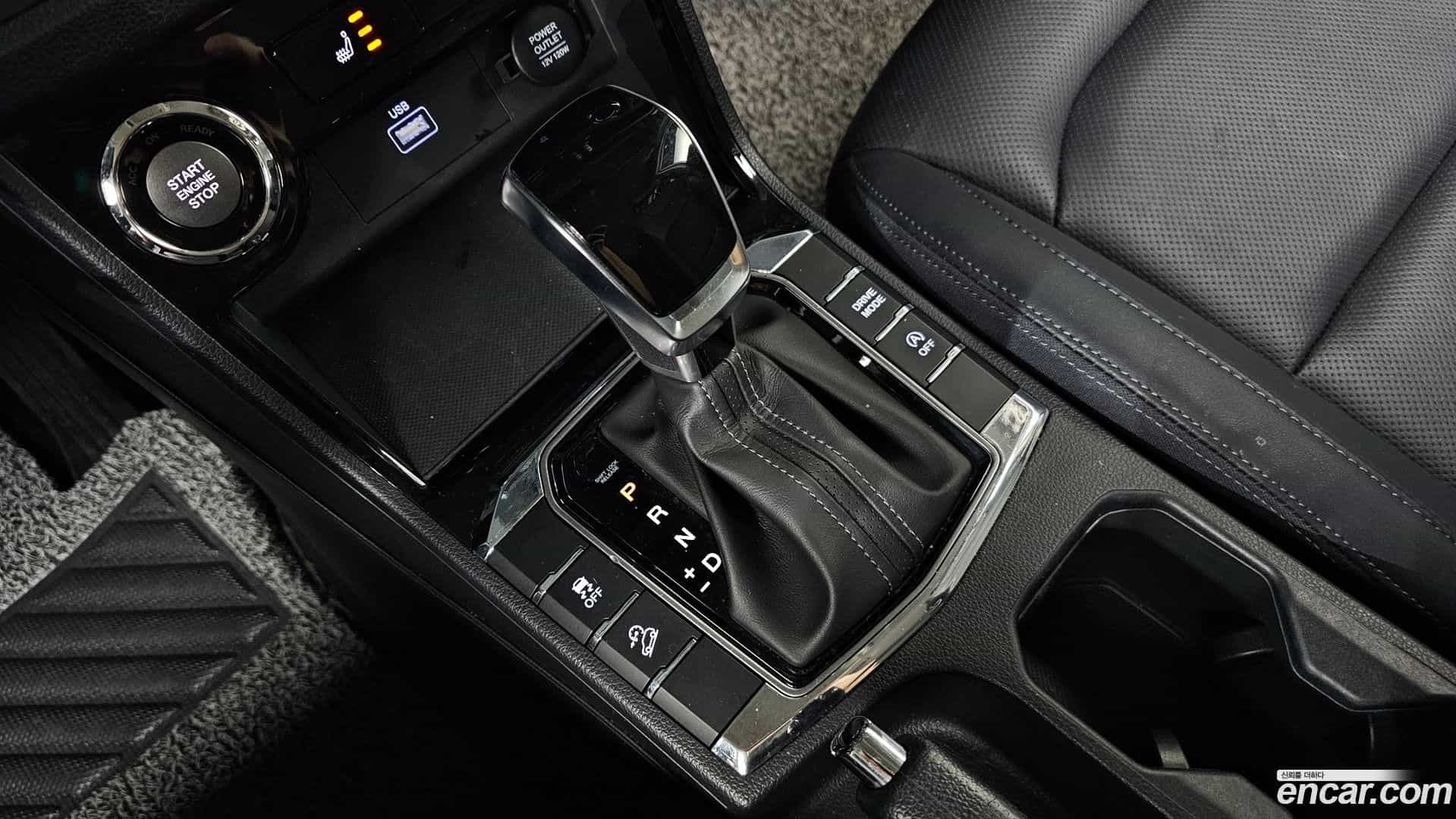 KORANDO KG Mobility 2020.3-INNER-009