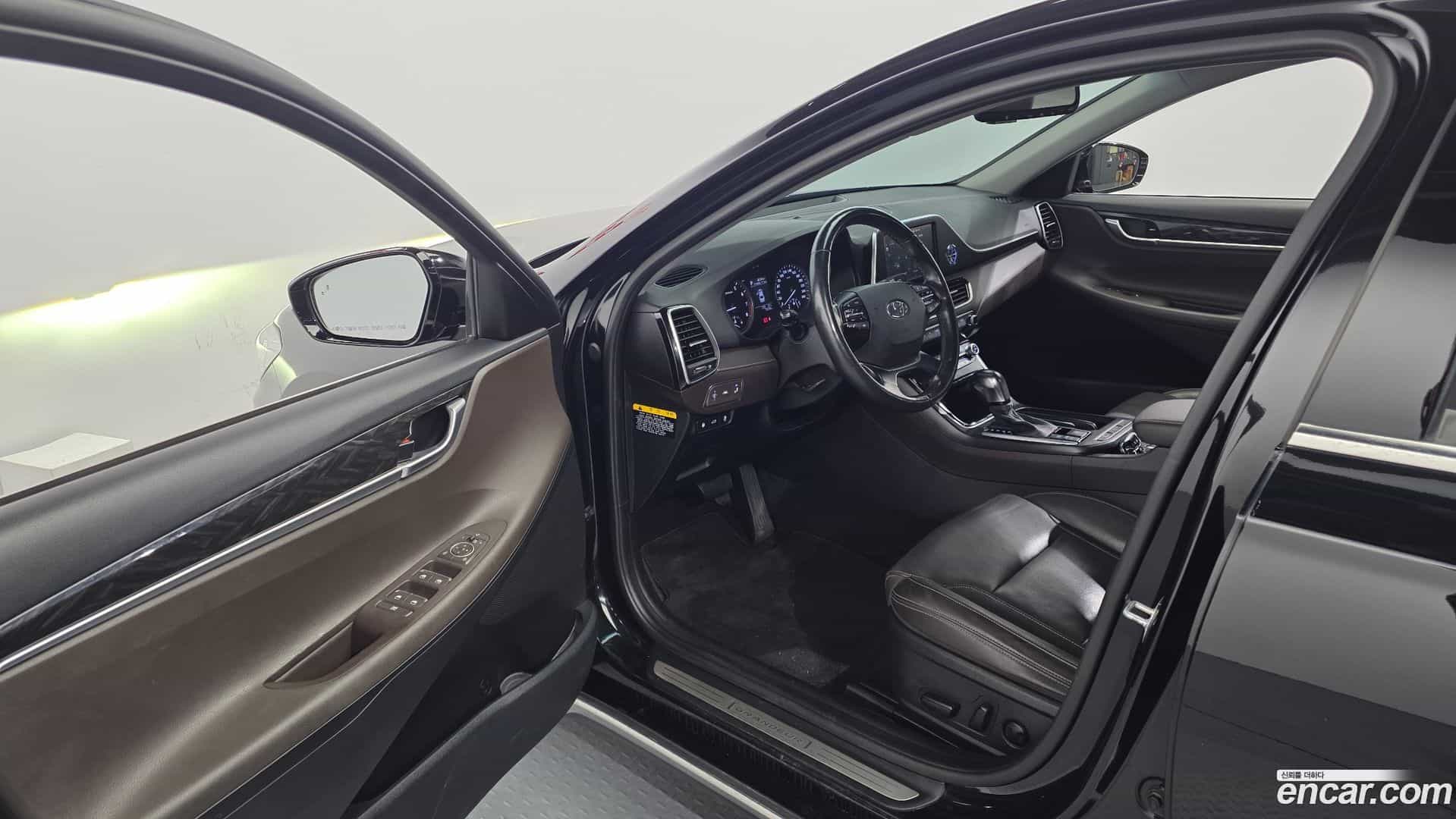 Grandeur Hyundai 2018.7-INNER-010