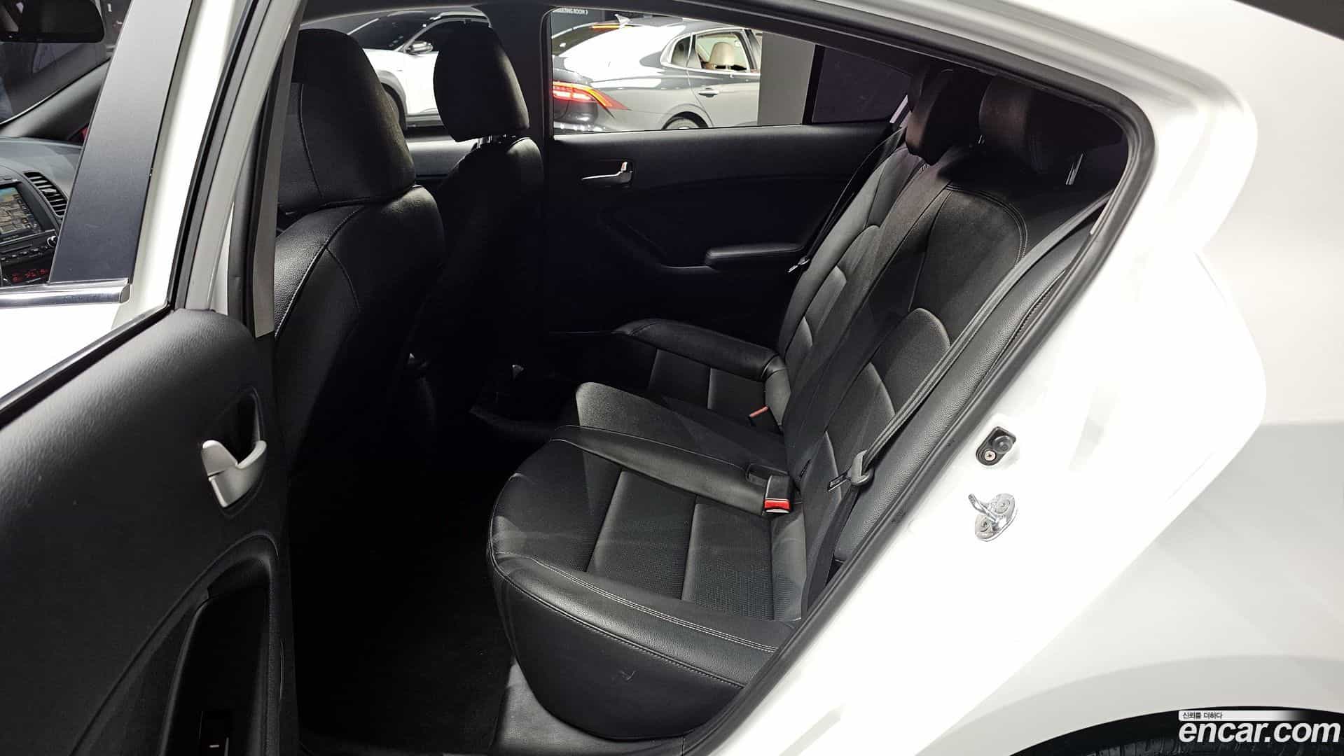 K3 Kia 2013.3-OPTION-015