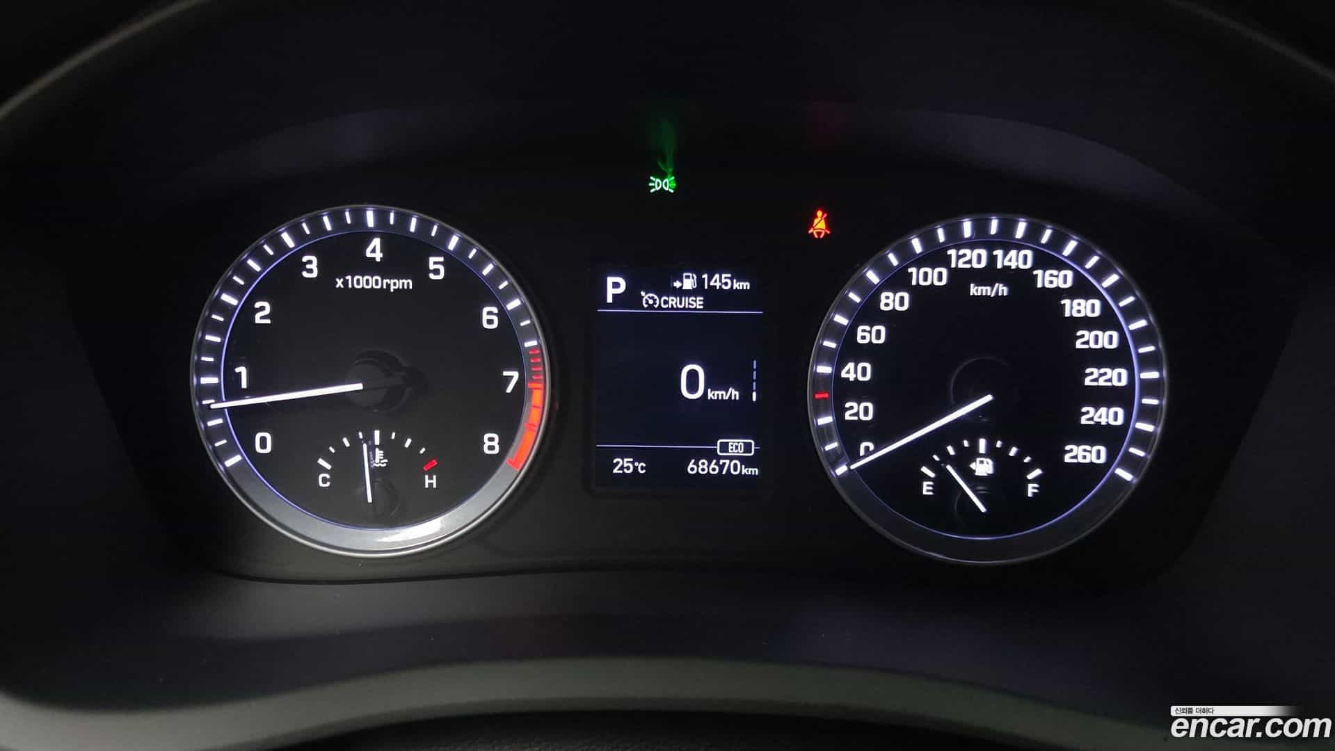 Sonata Hyundai 2019.2-INNER-008
