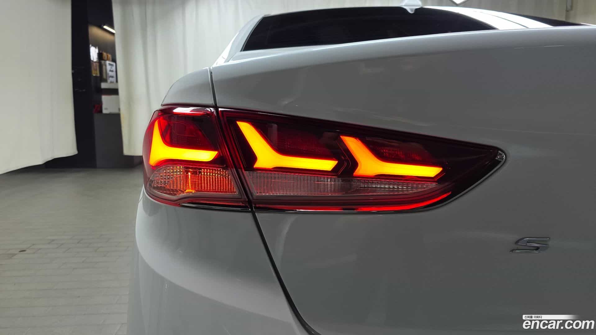 Sonata Hyundai 2019.2-OUTER-033