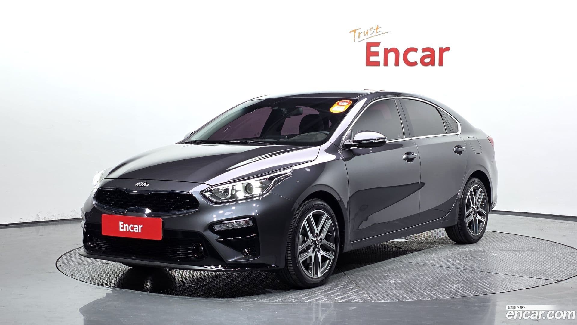 Main__Slider__Photo:K3 Kia 2019.1-0