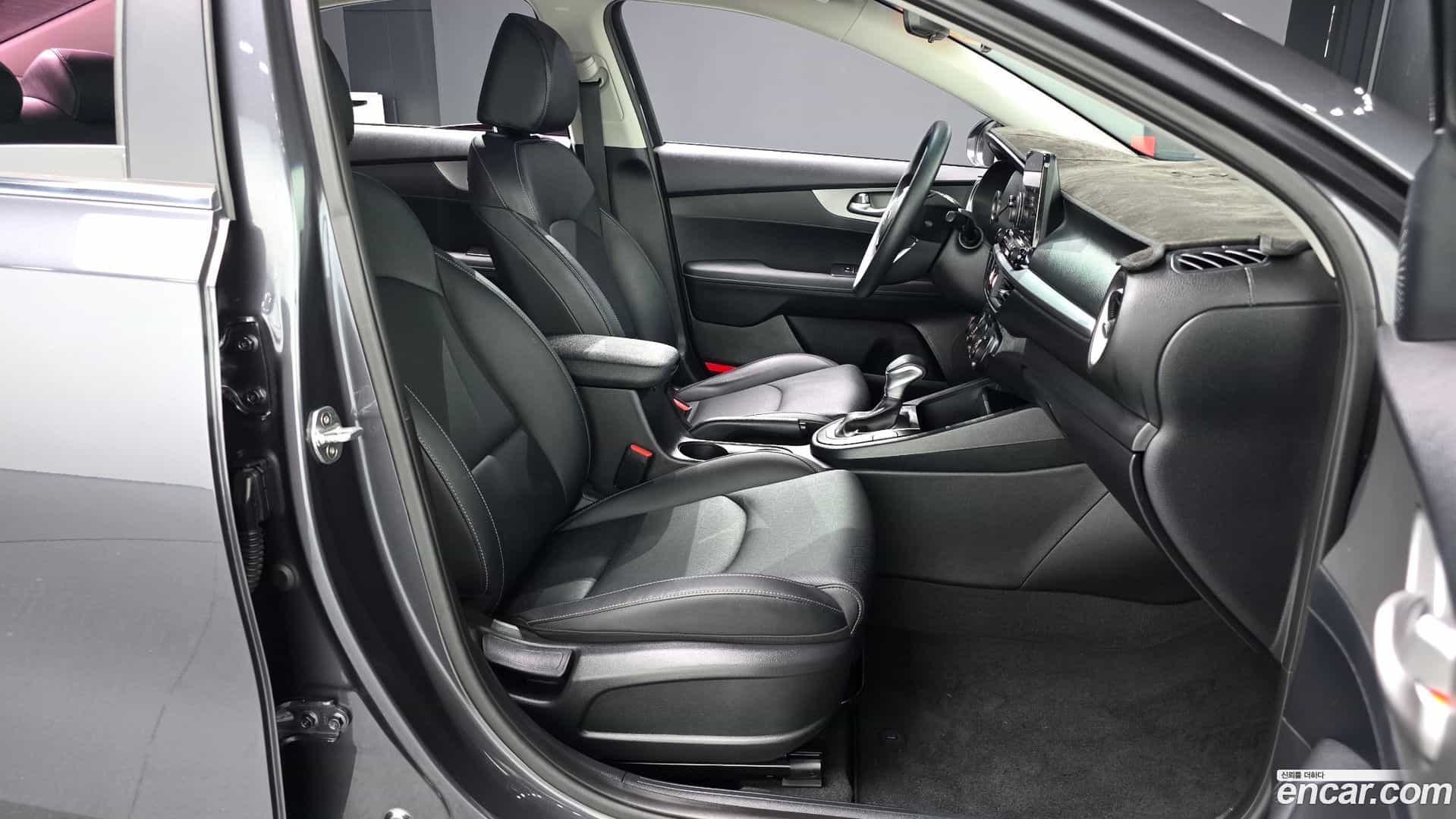 K3 Kia 2019.1-INNER-036
