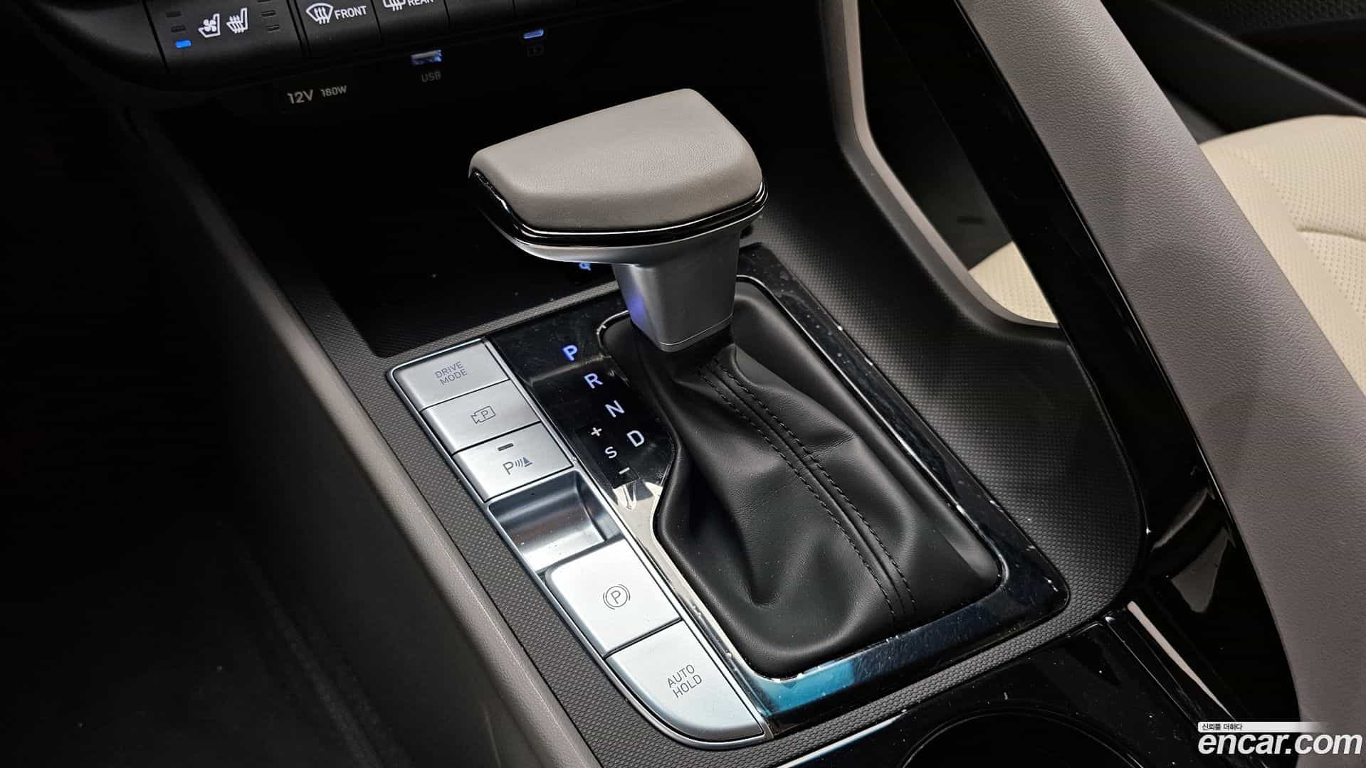 AVANTE Hyundai 2025.1-INNER-009