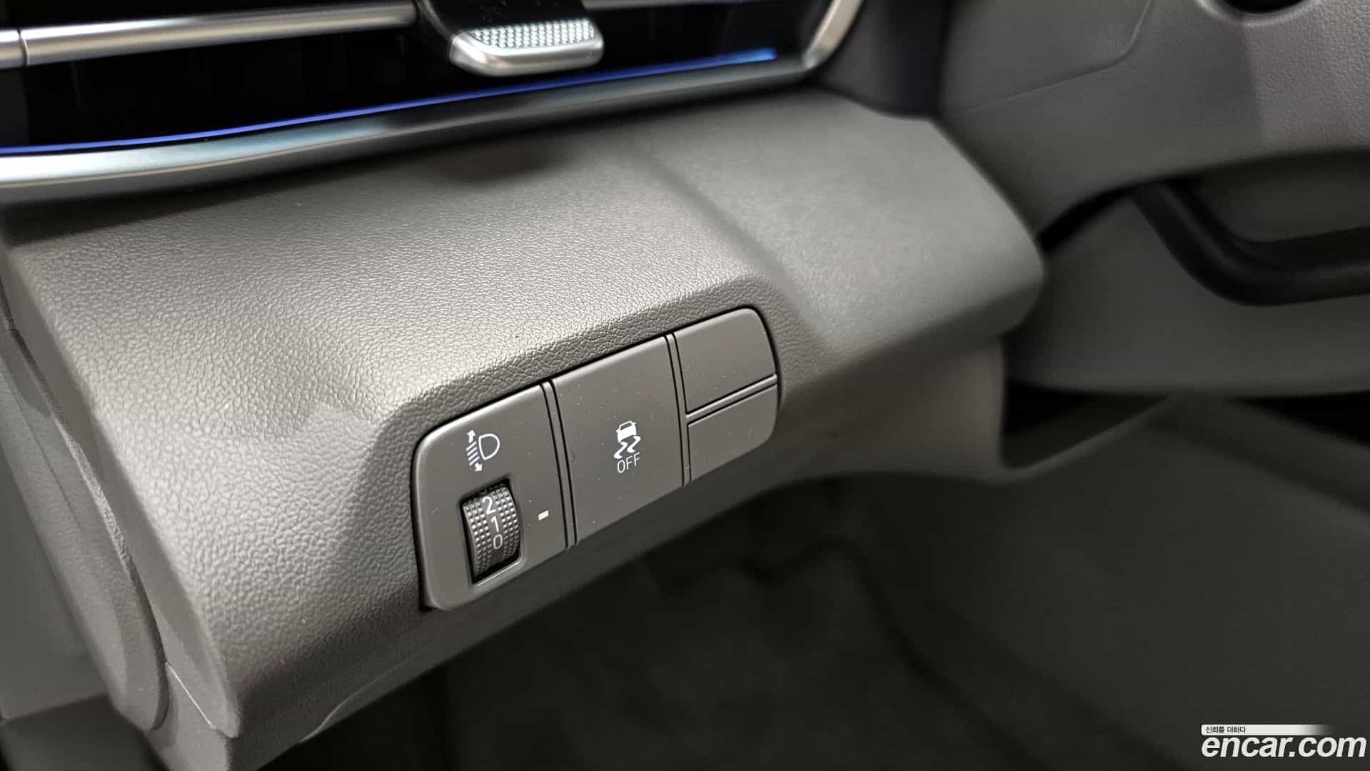 AVANTE Hyundai 2025.1-OPTION-021