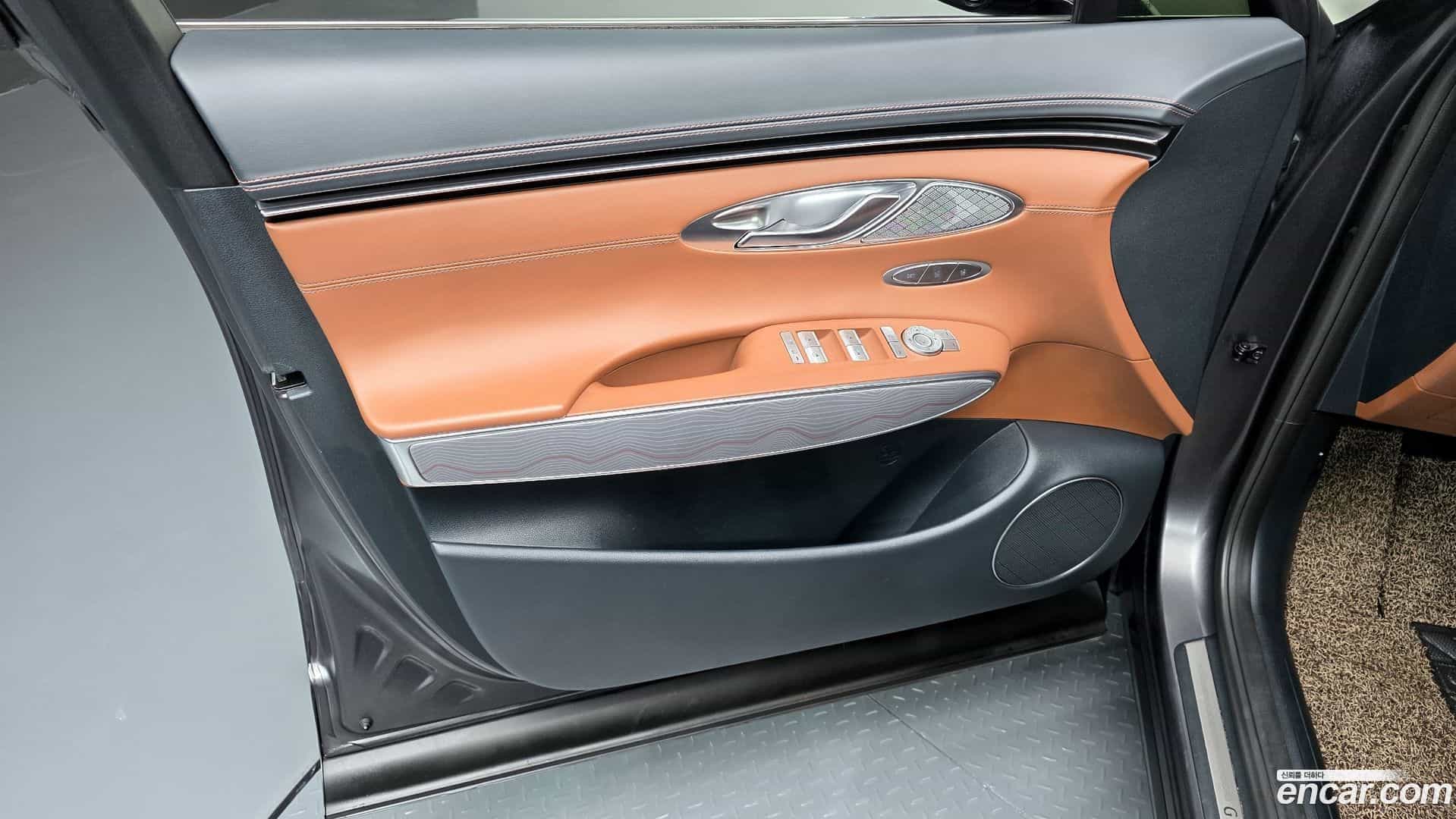 GV70 Genesis 2022.2-INNER-034