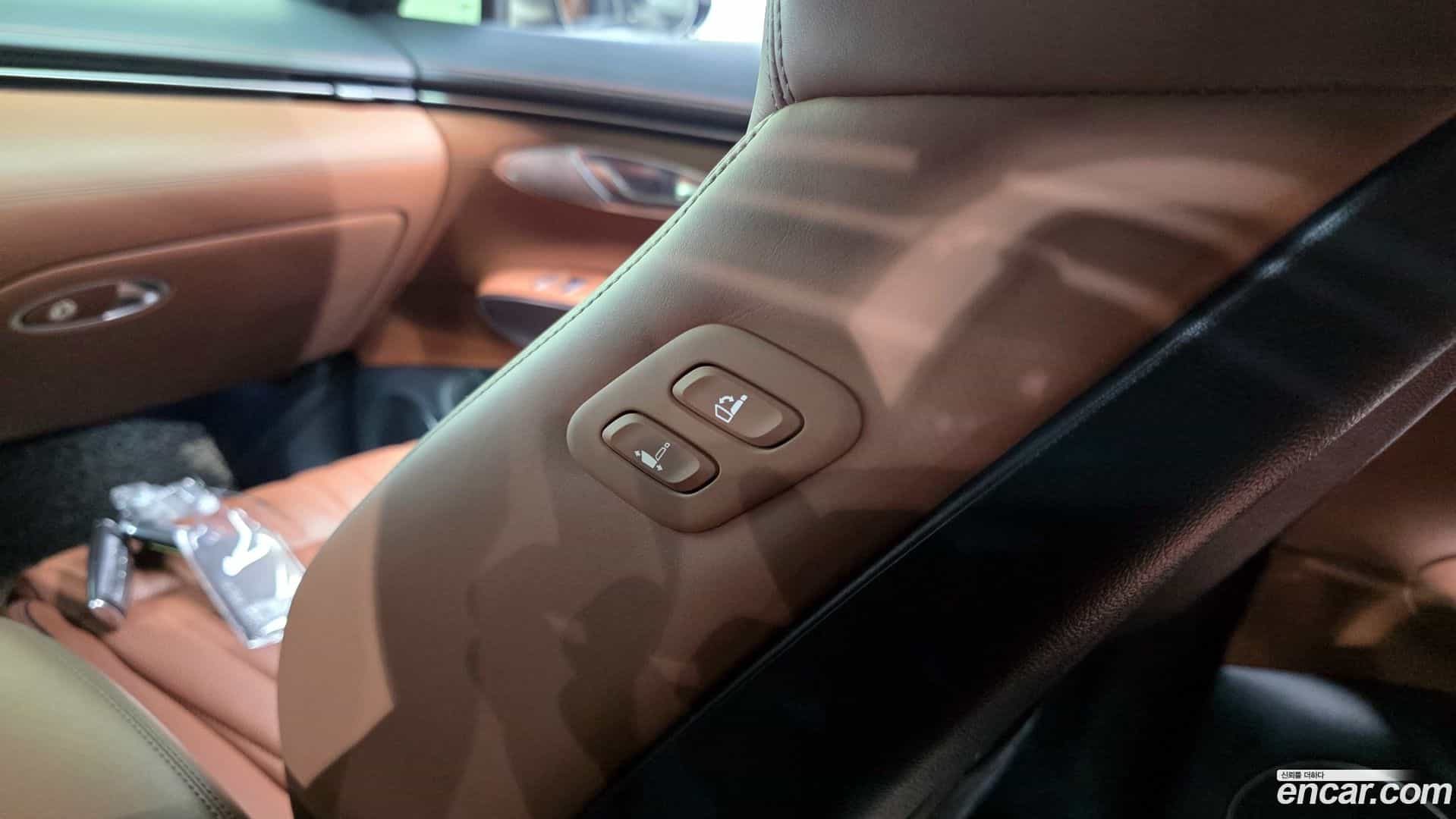 GV70 Genesis 2022.2-OPTION-044