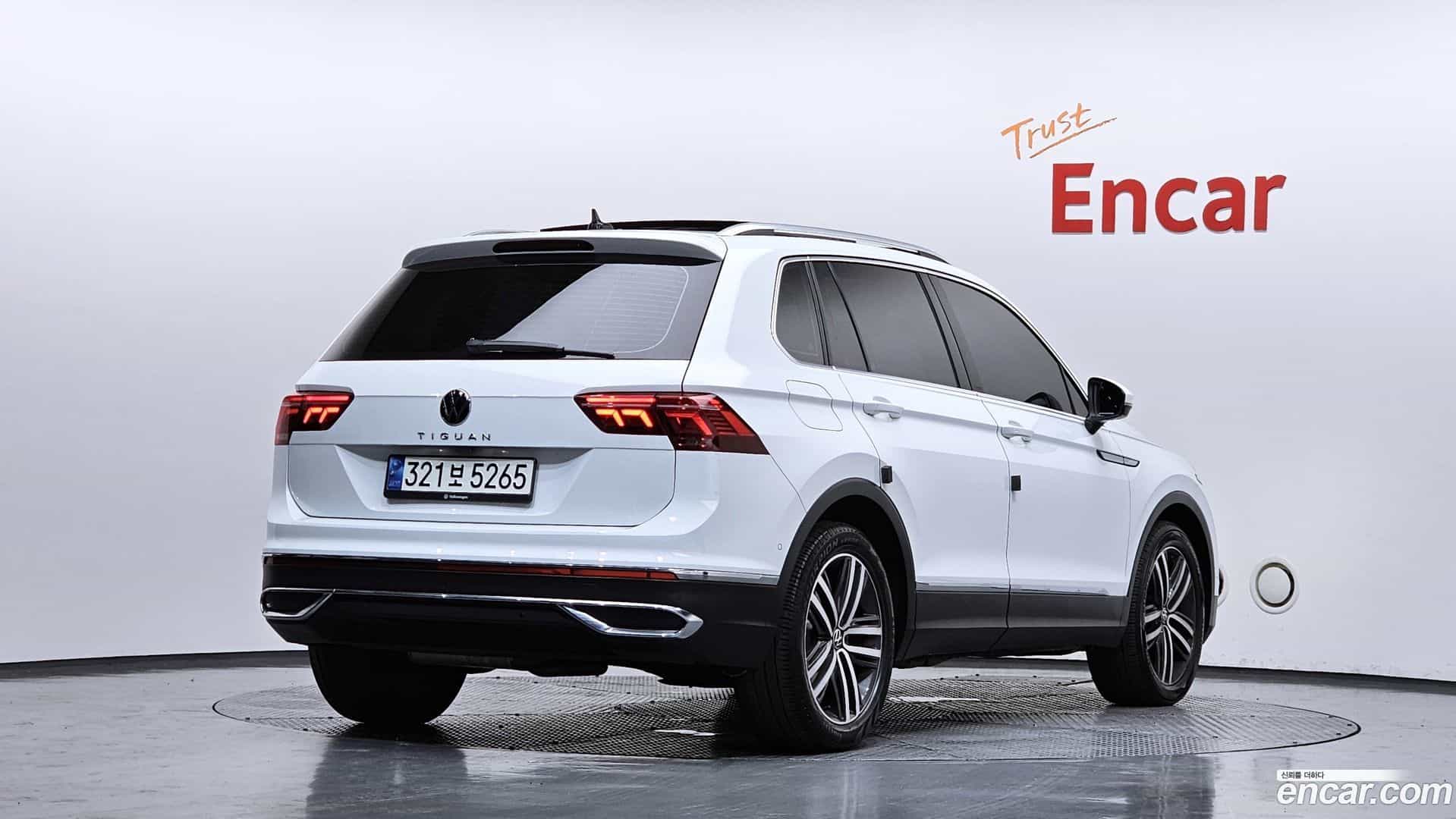 Tiguan Volkswagen 2021.6-OUTER-002