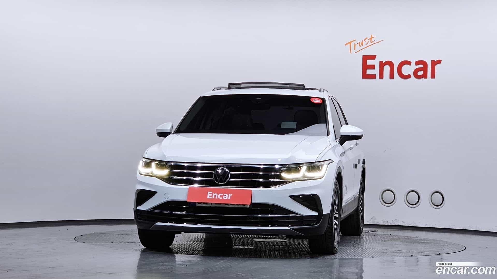 Tiguan Volkswagen 2021.6-OUTER-003