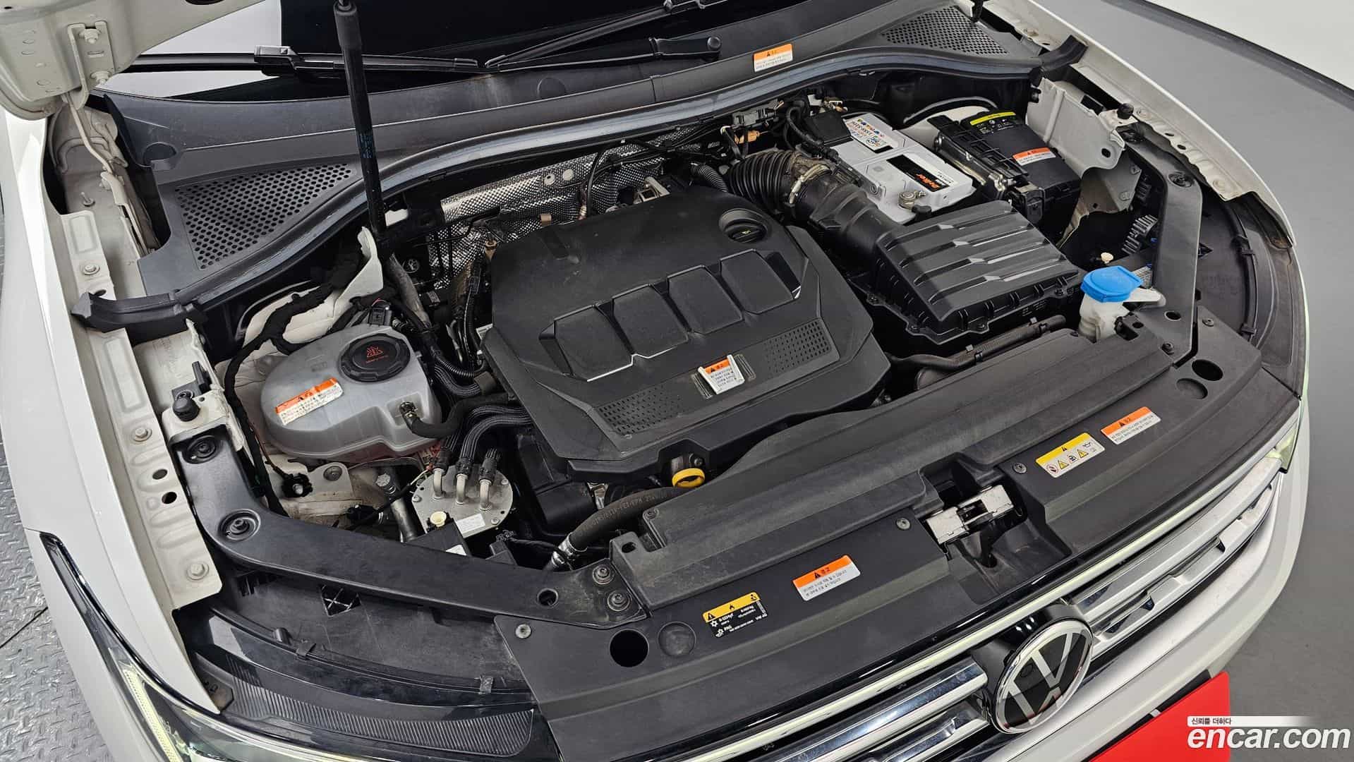 Tiguan Volkswagen 2021.6-OUTER-006