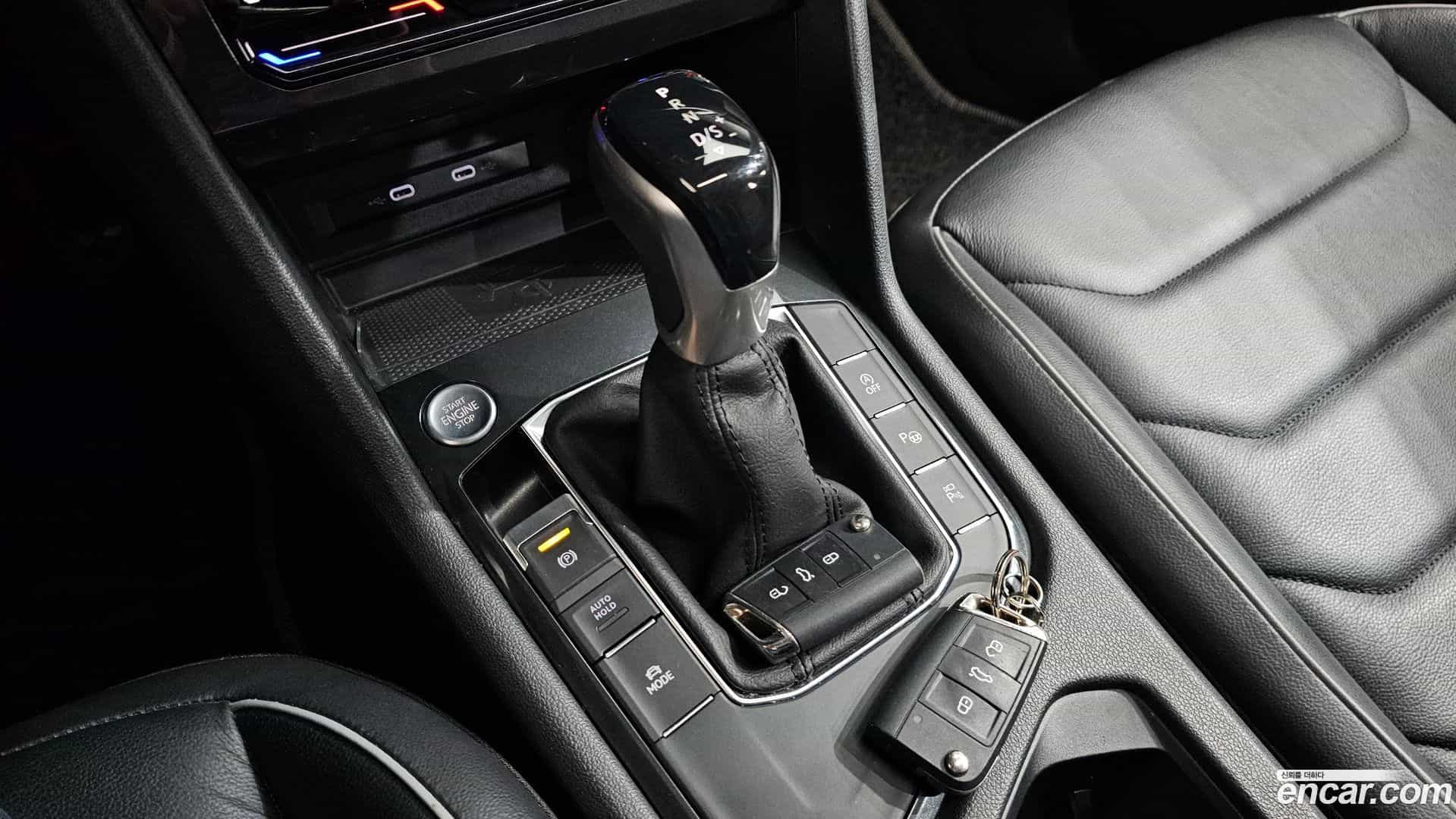 Tiguan Volkswagen 2021.6-INNER-009