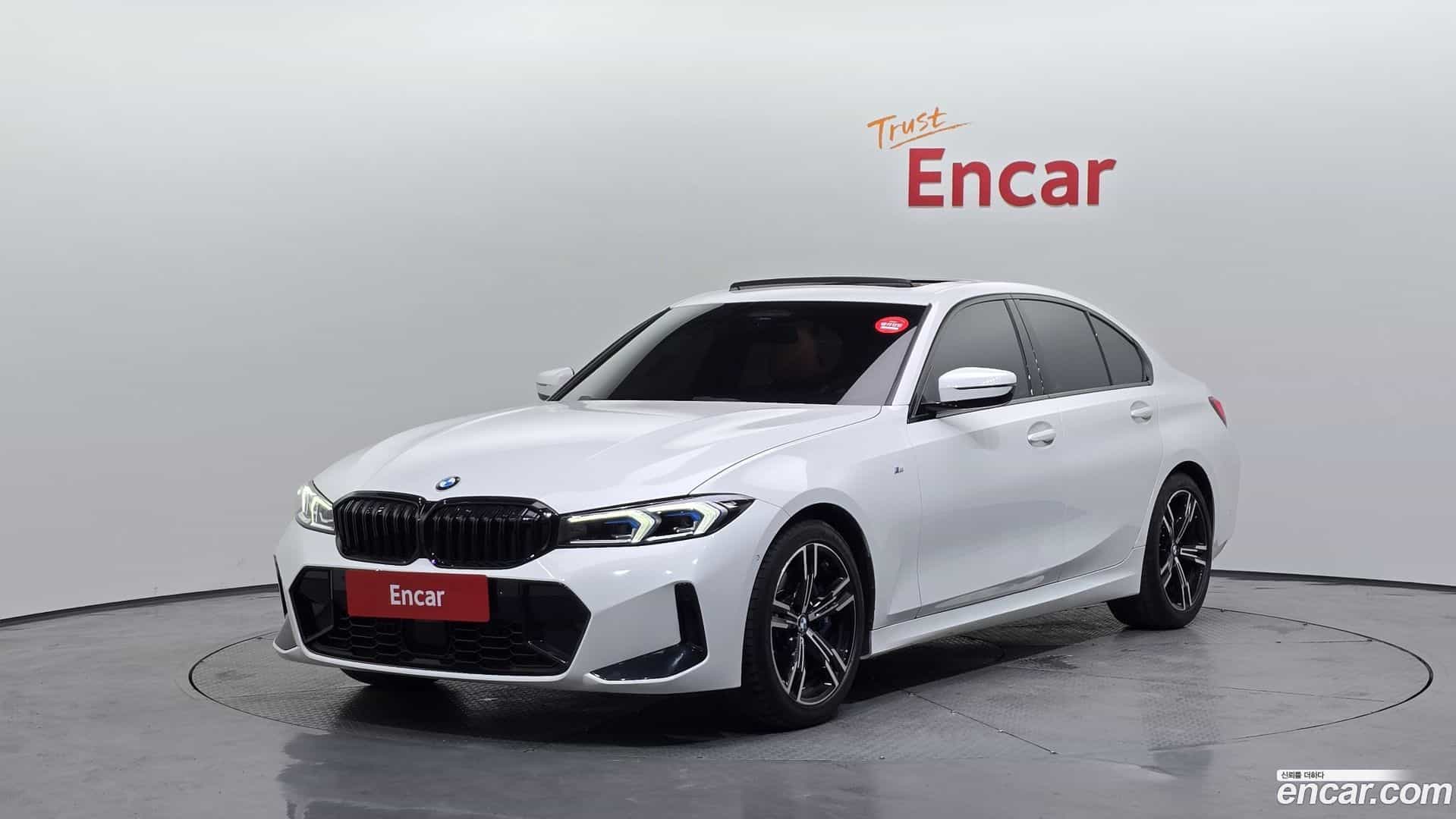 3-Series BMW 2023.0-OUTER-001