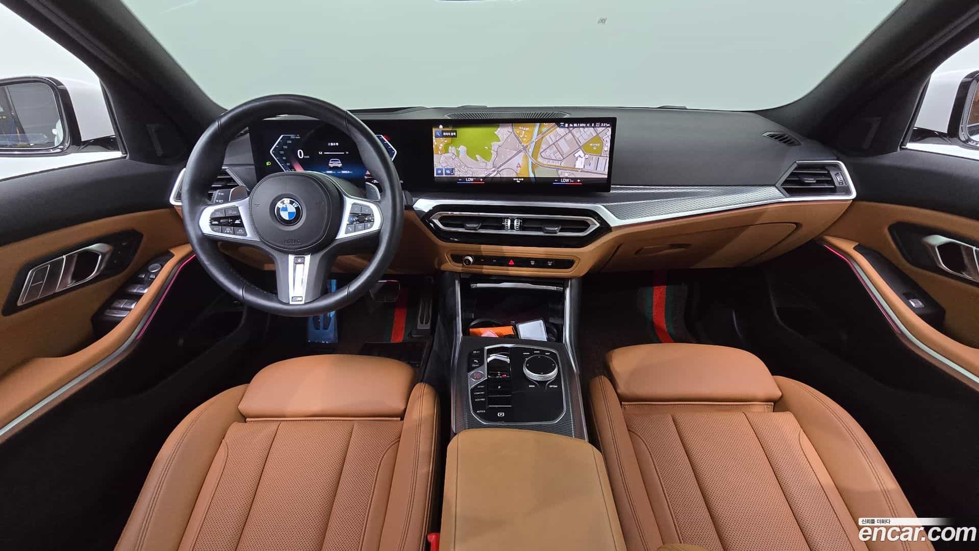 3-Series BMW 2023.0-INNER-007