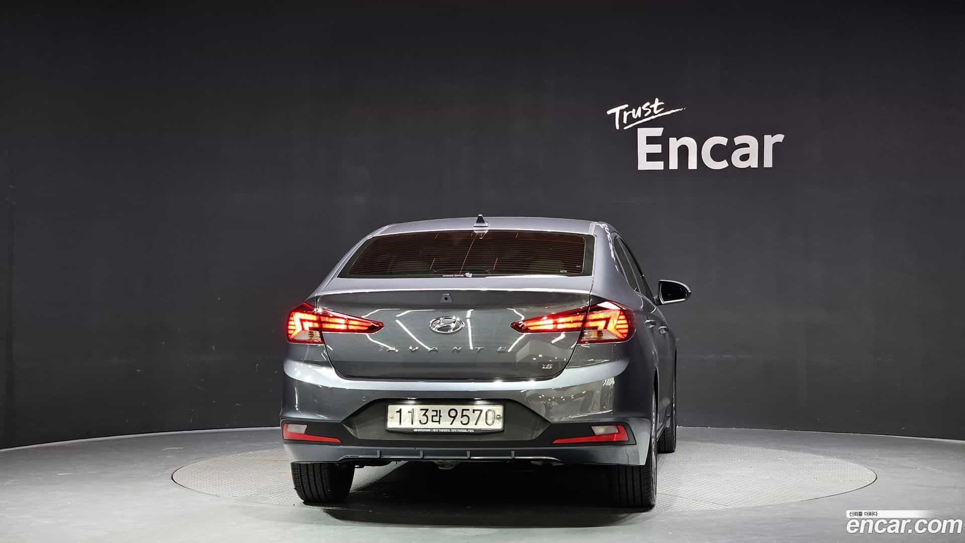 AVANTE Hyundai 2019.8-OUTER-004