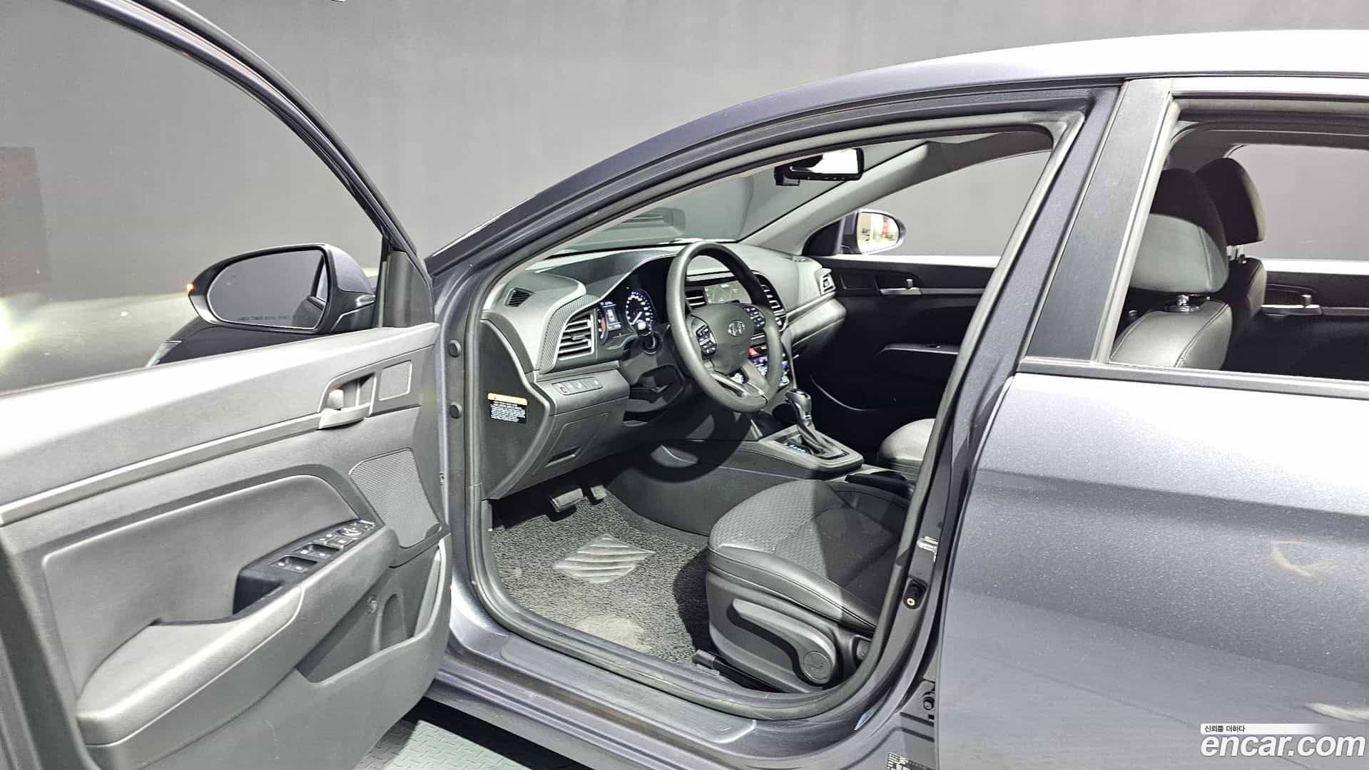AVANTE Hyundai 2019.8-INNER-010