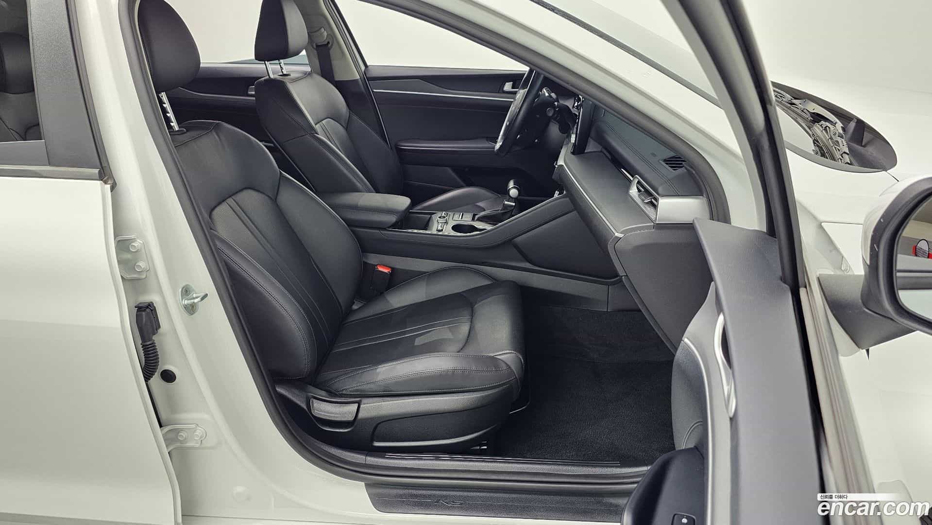 K5 Kia 2022.2-INNER-010