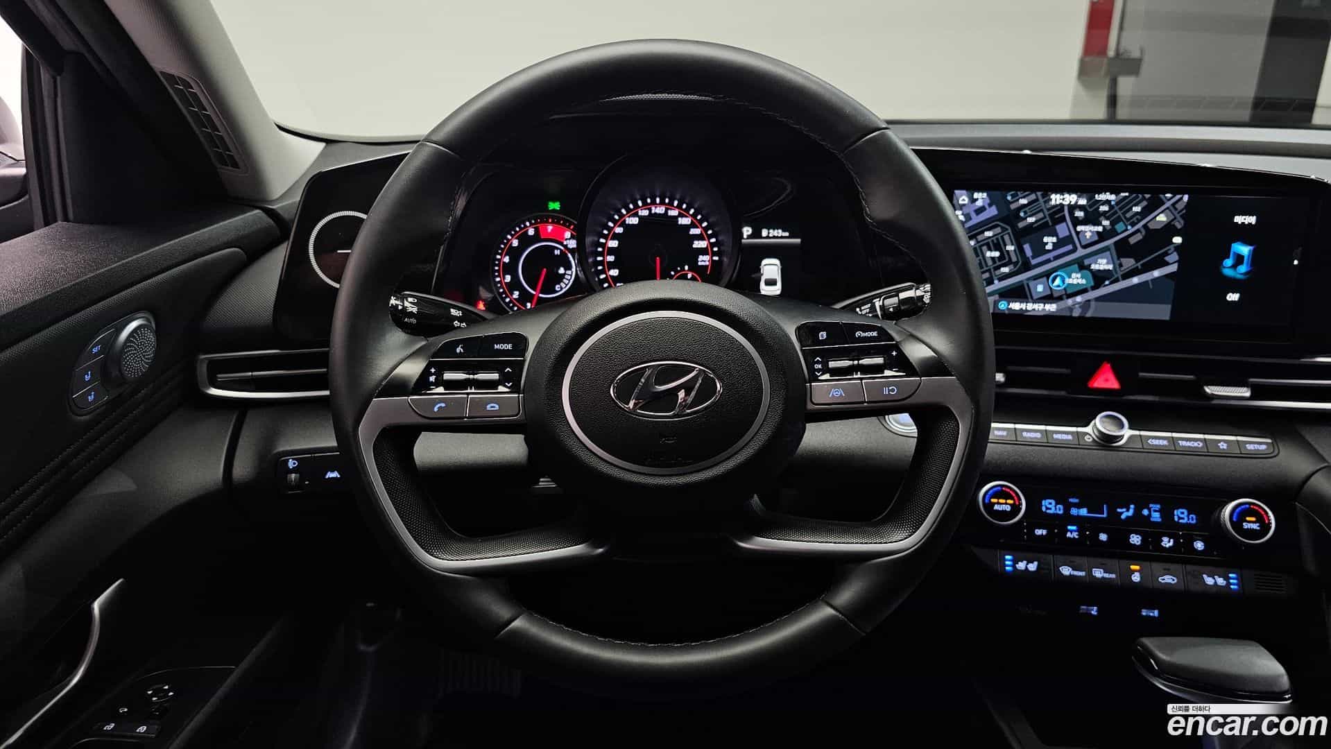 AVANTE Hyundai 2020.9-OPTION-016