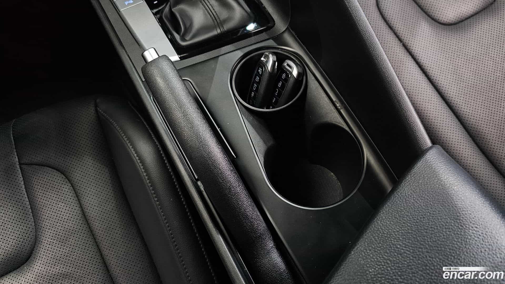 AVANTE Hyundai 2020.9-OPTION-022