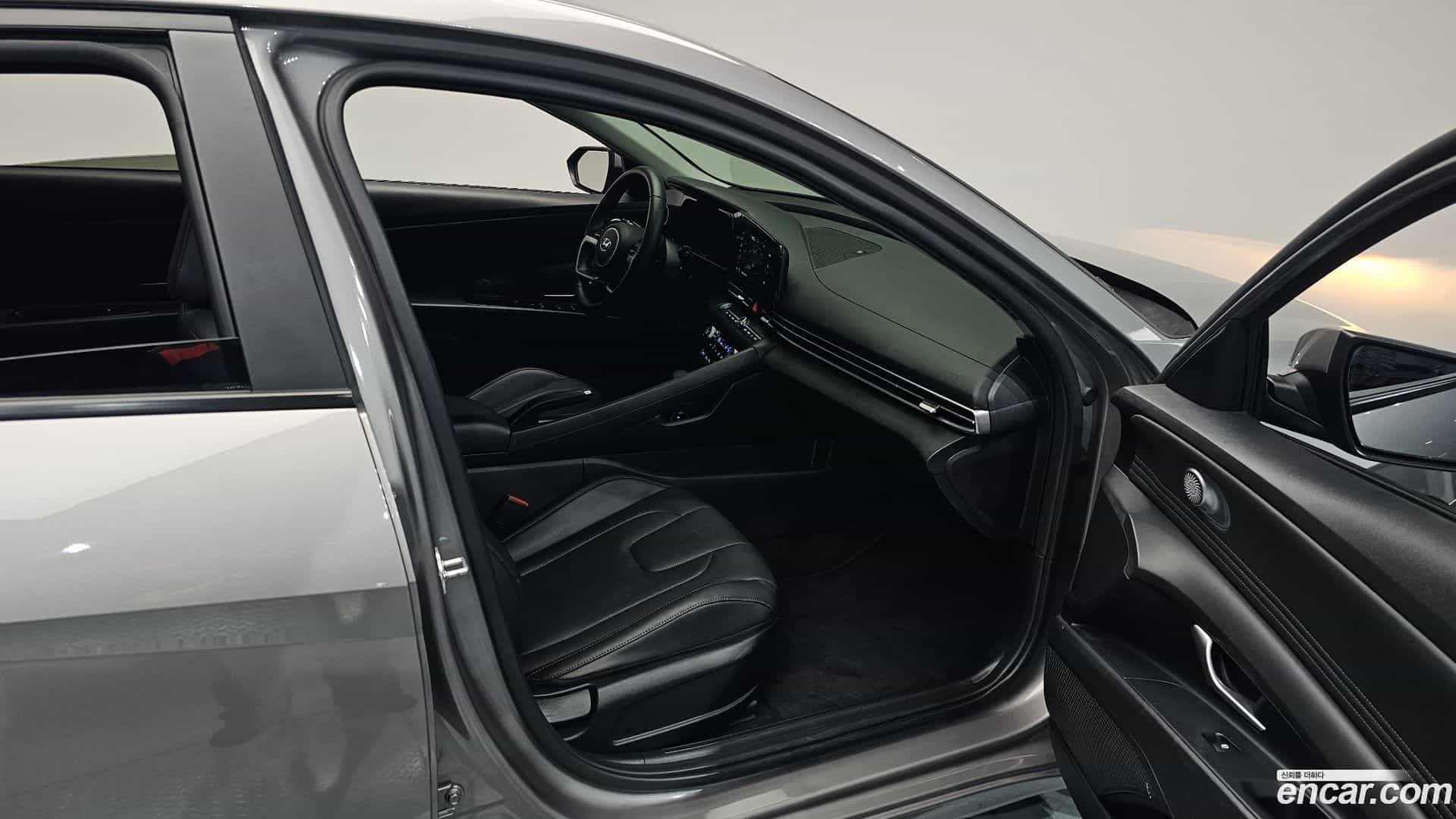 AVANTE Hyundai 2020.9-INNER-036