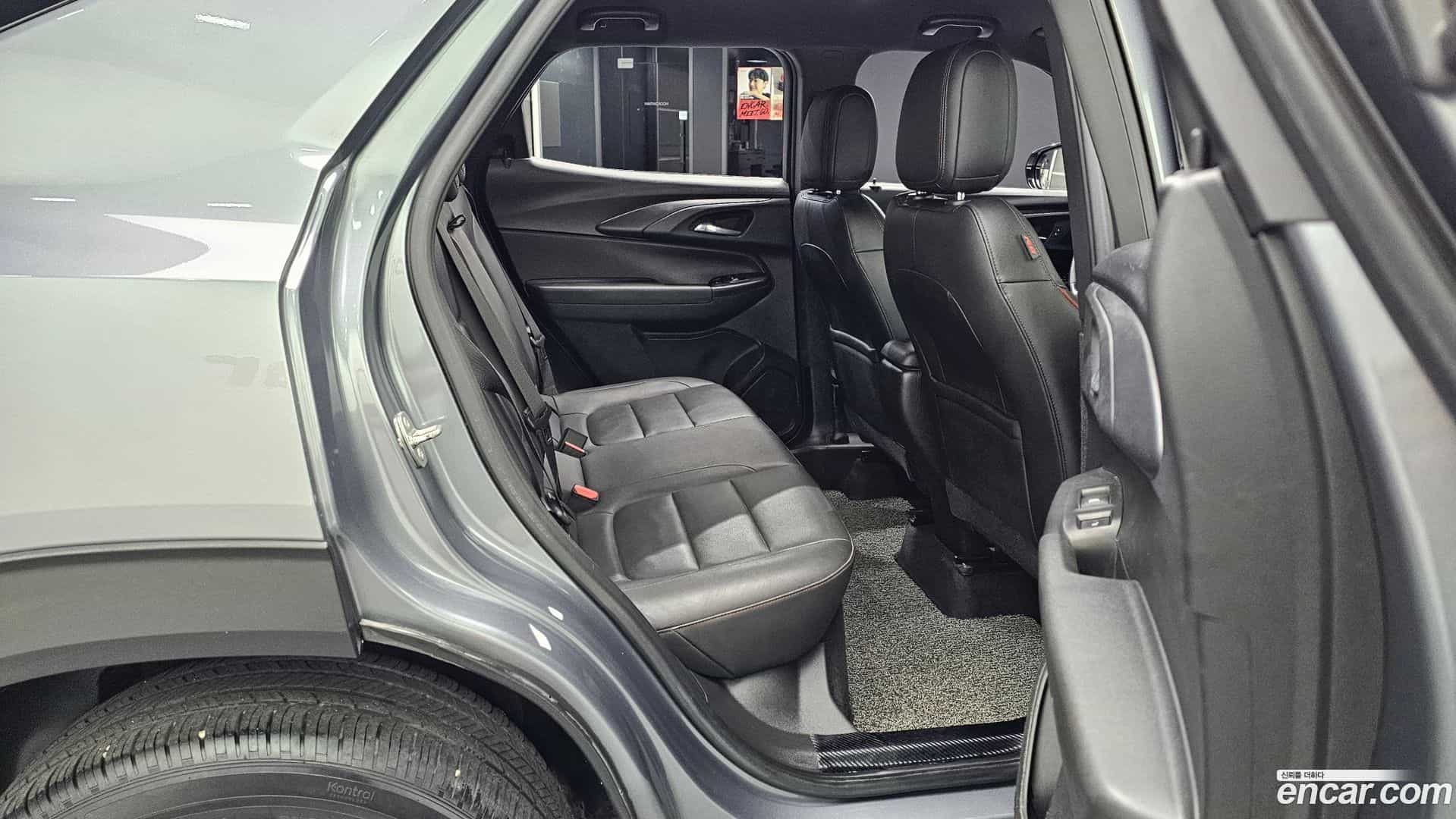 Trailblazer Chevrolet 2021.8-OPTION-016