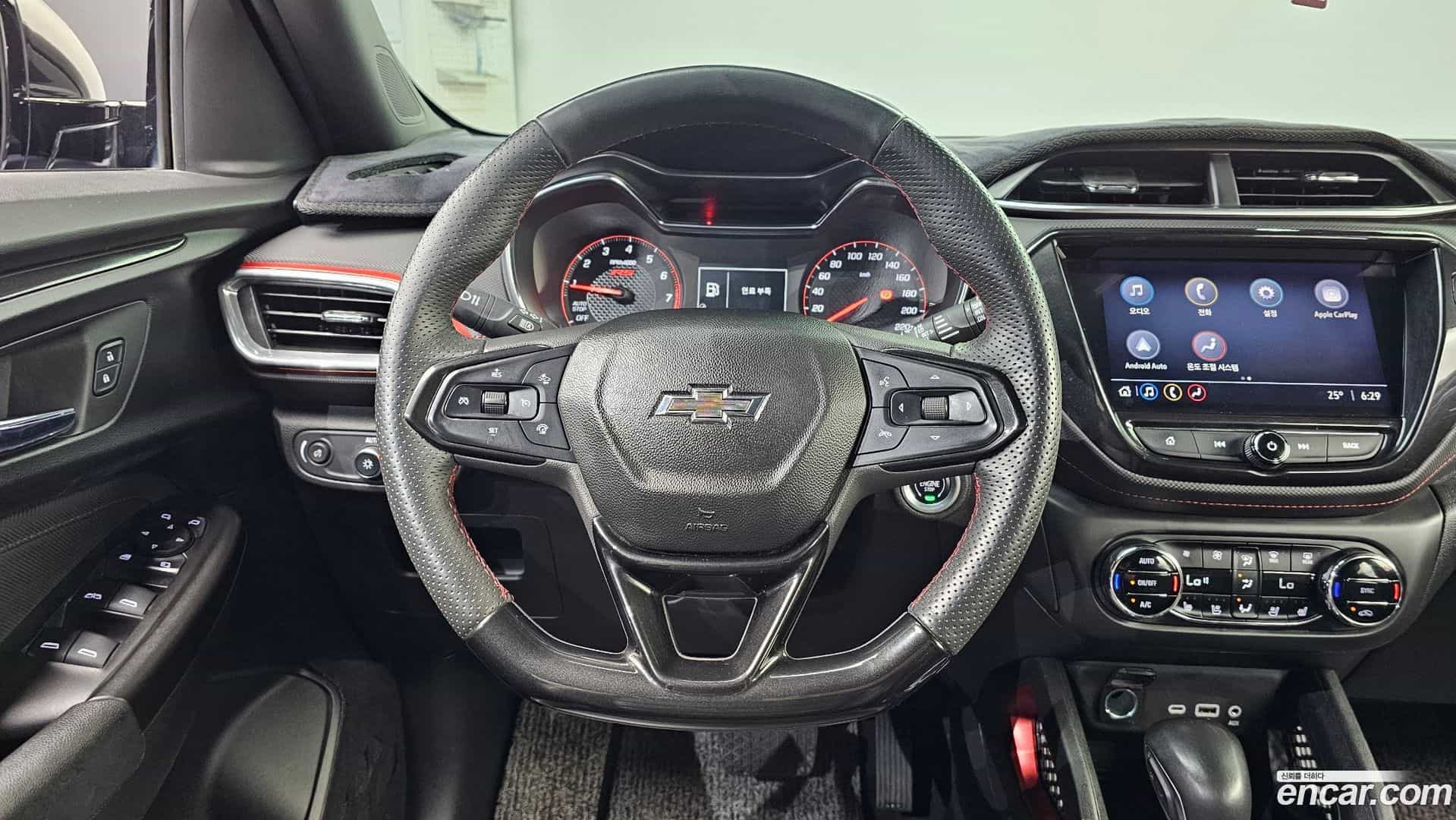 Trailblazer Chevrolet 2021.8-OPTION-017
