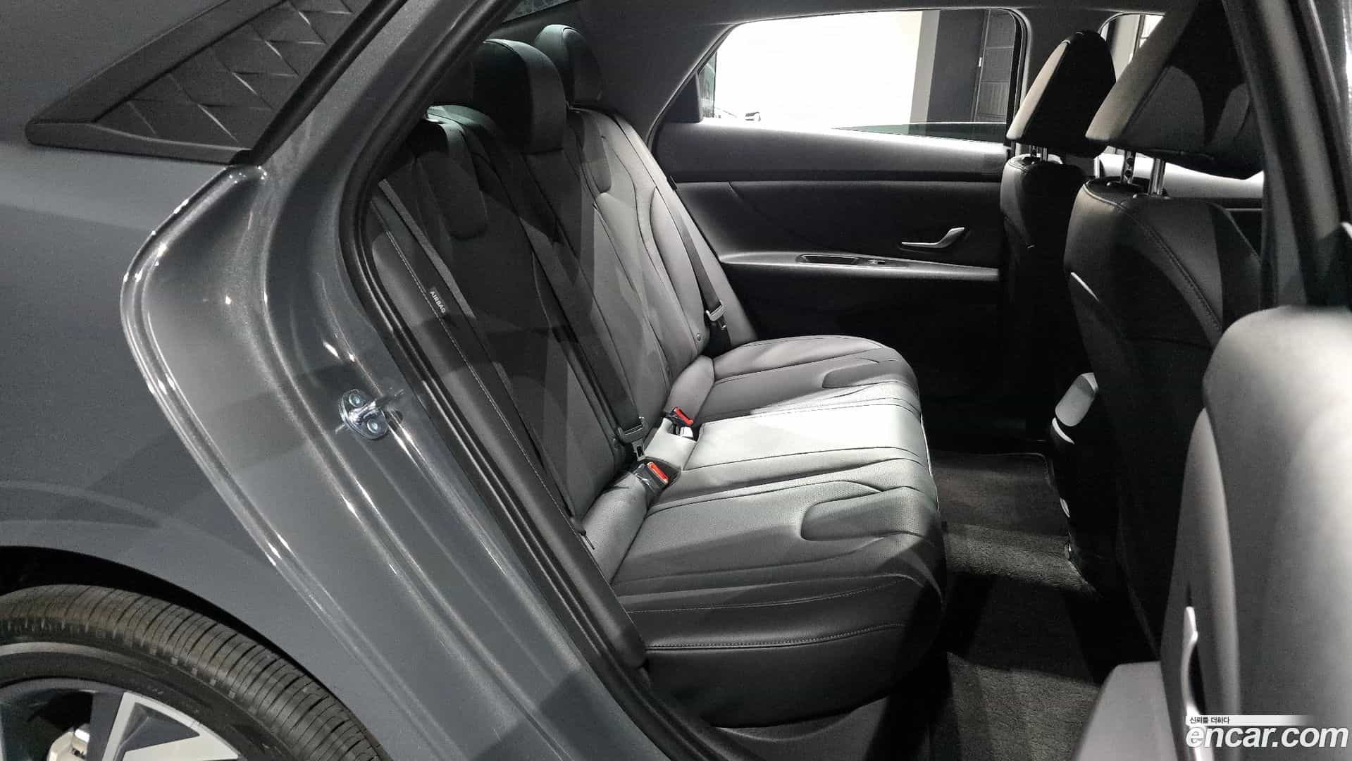 AVANTE Hyundai 2025.9-OPTION-015