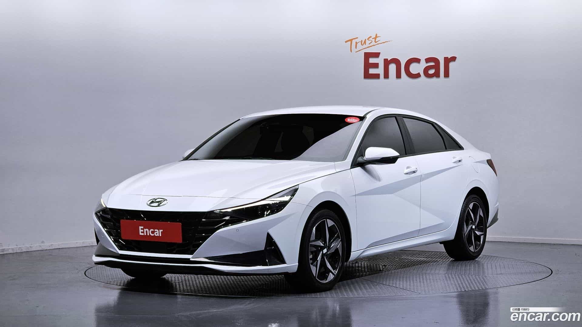 AVANTE Hyundai 2022.1-OUTER-001