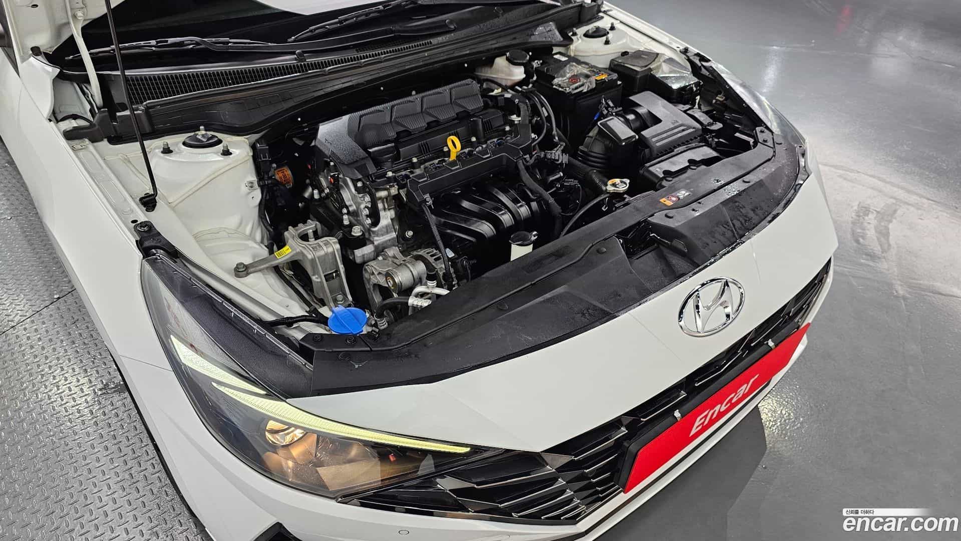 AVANTE Hyundai 2022.1-OUTER-006