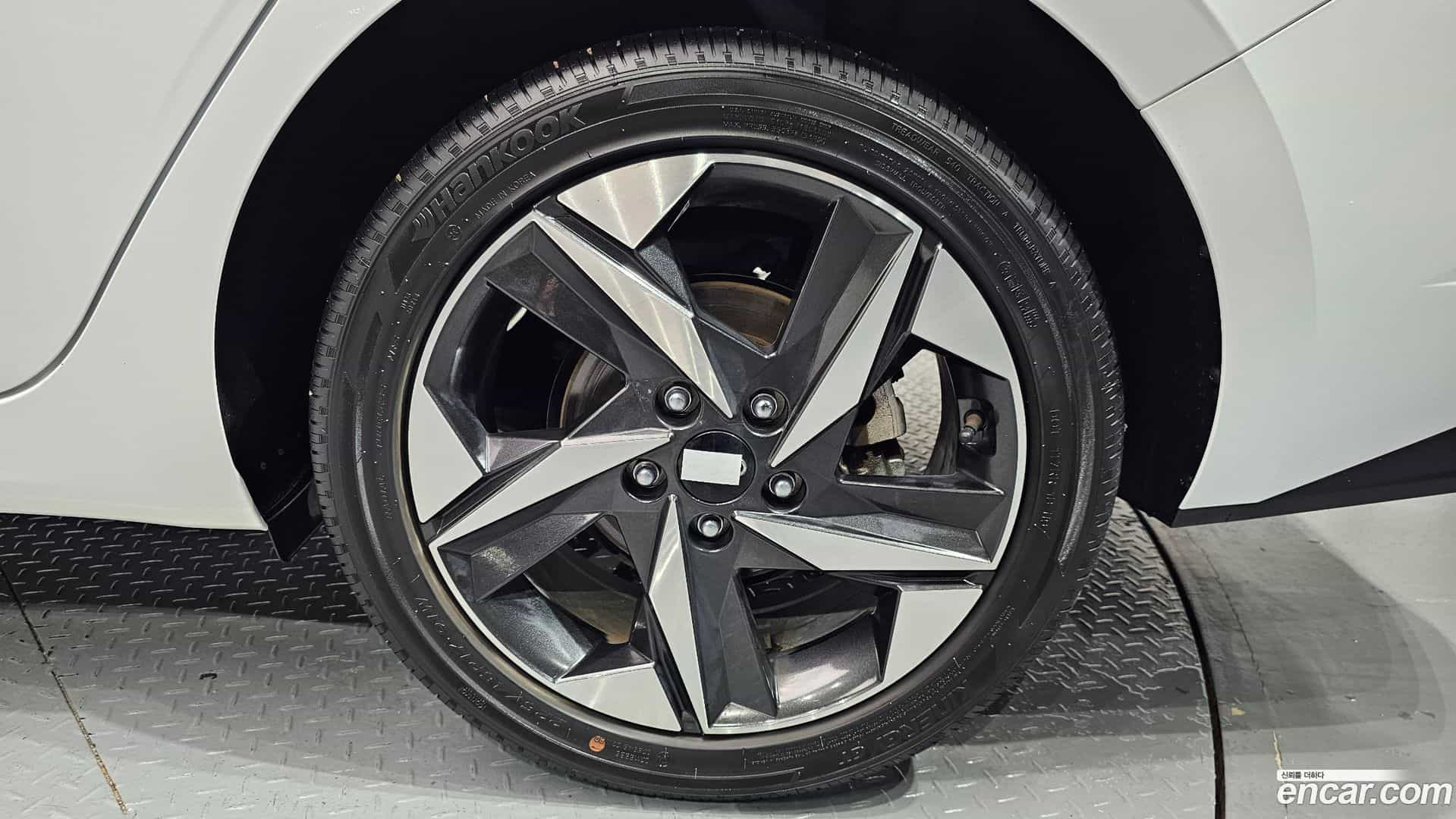 AVANTE Hyundai 2022.1-OUTER-031