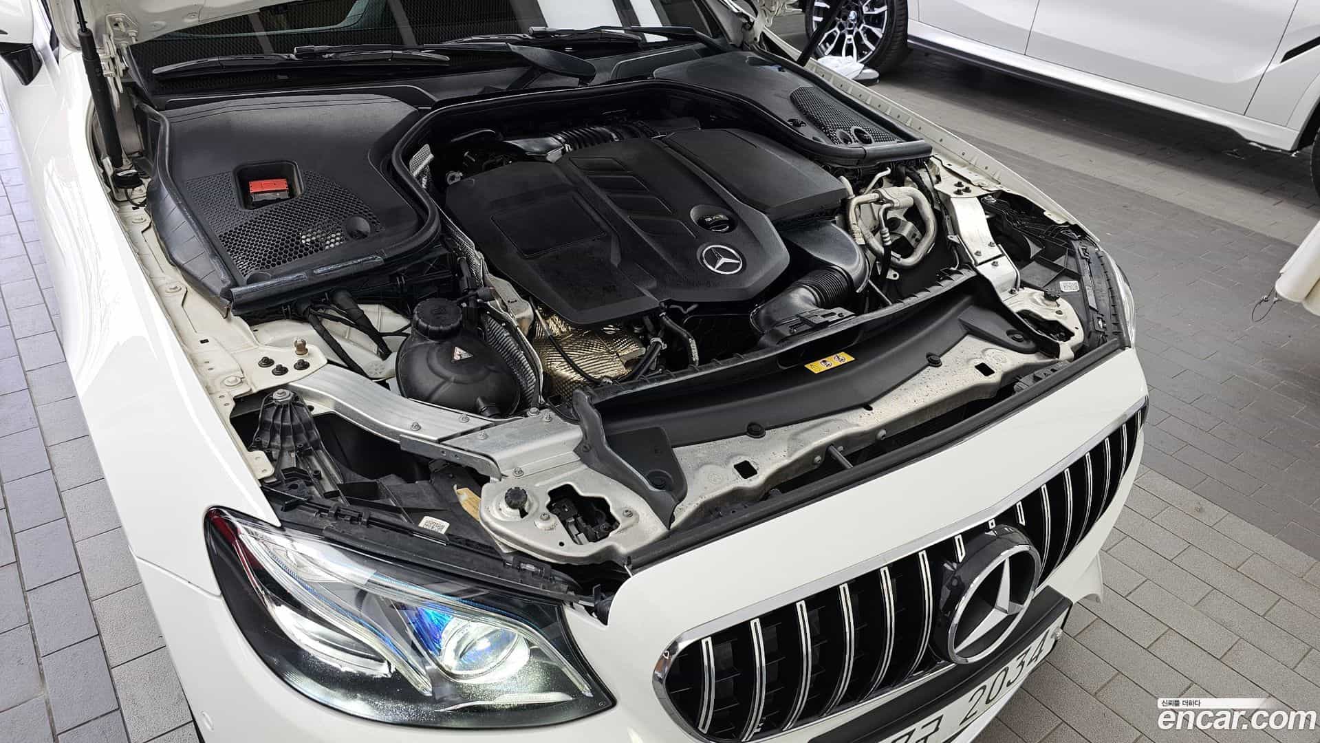 E-Class Mercedes-Benz 2018.11-OUTER-006