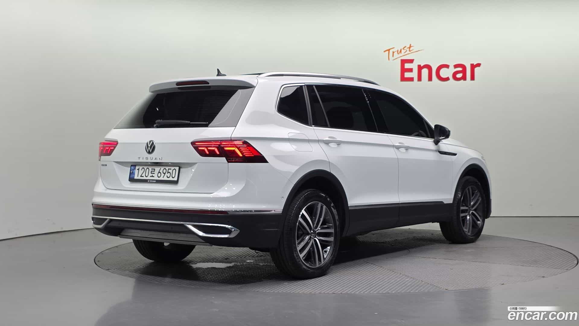 Tiguan Volkswagen 2023.4-OUTER-002