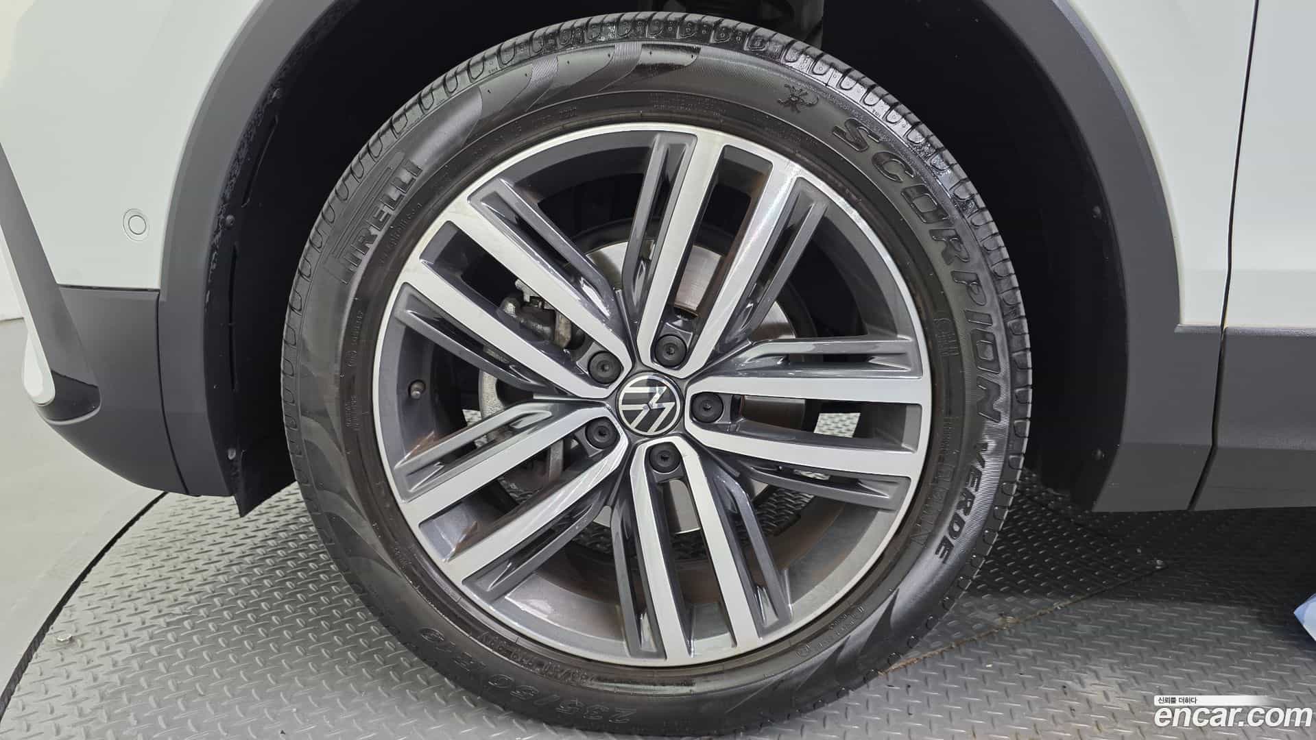 Tiguan Volkswagen 2023.4-OUTER-005