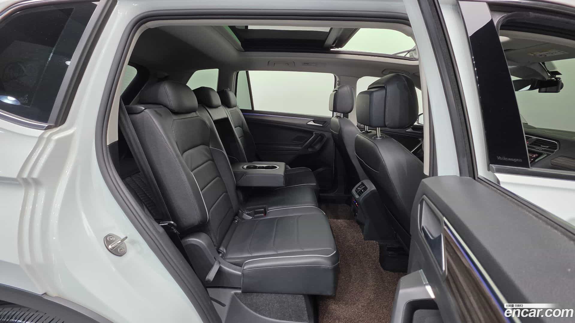 Tiguan Volkswagen 2023.4-OPTION-023