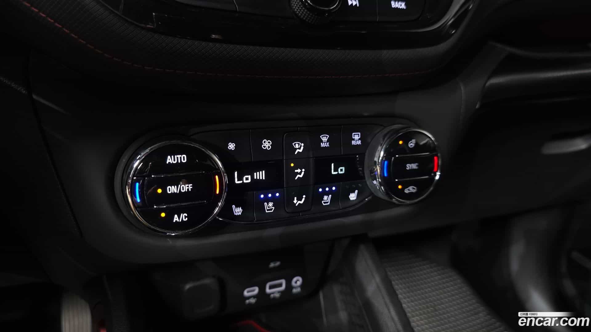 Trailblazer Chevrolet 2021.4-OPTION-044