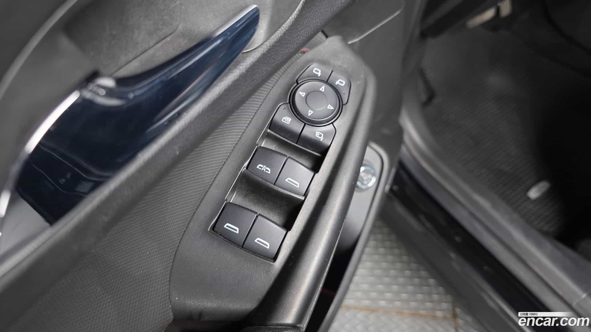 Trailblazer Chevrolet 2021.4-OPTION-046