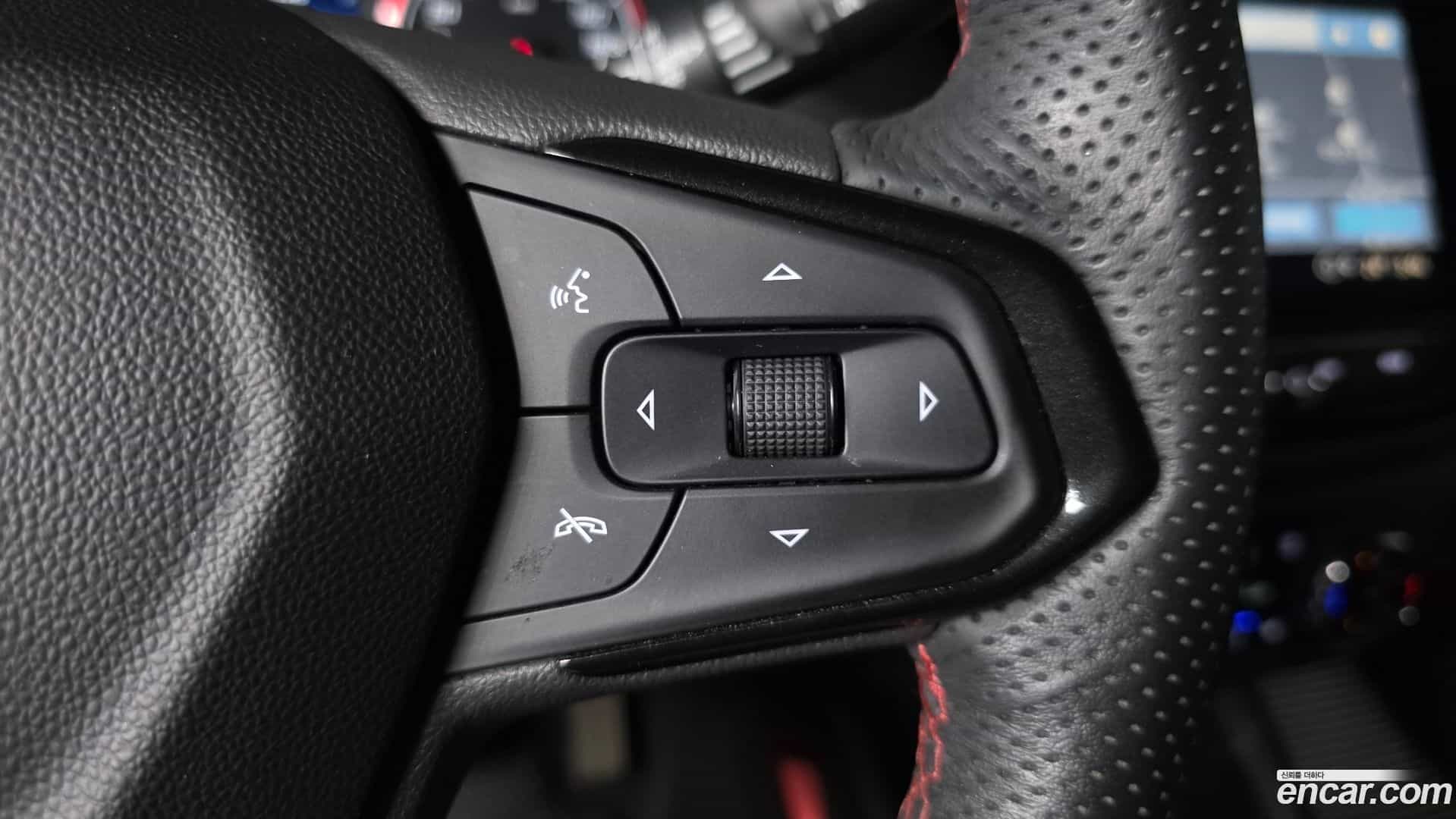 Trailblazer Chevrolet 2021.4-OPTION-048