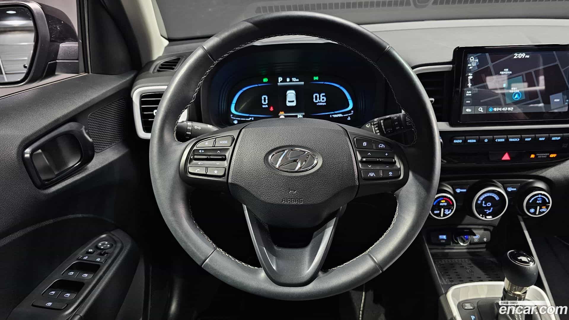 Venue Hyundai 2024.5-OPTION-017