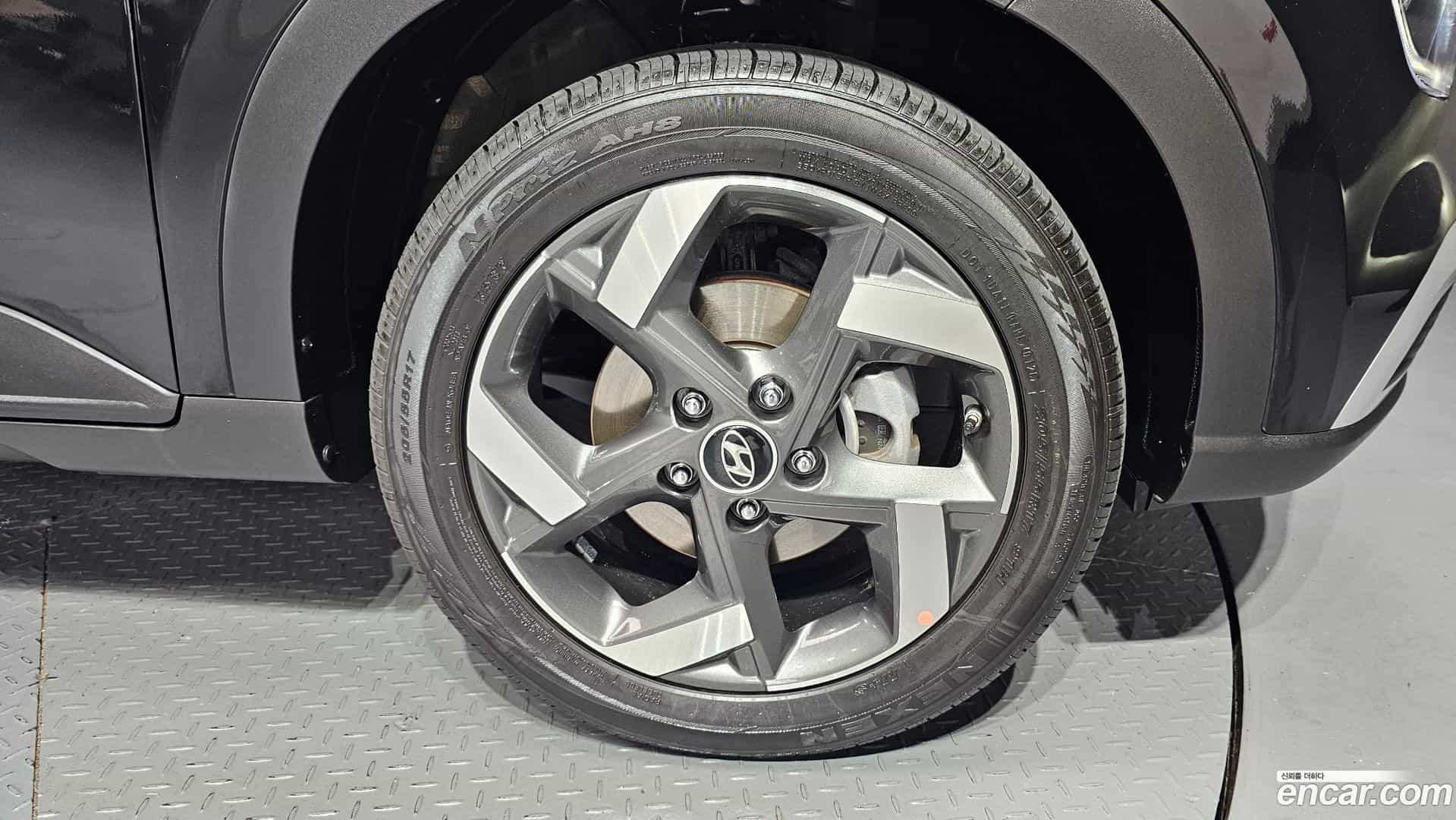 Venue Hyundai 2024.5-OUTER-031
