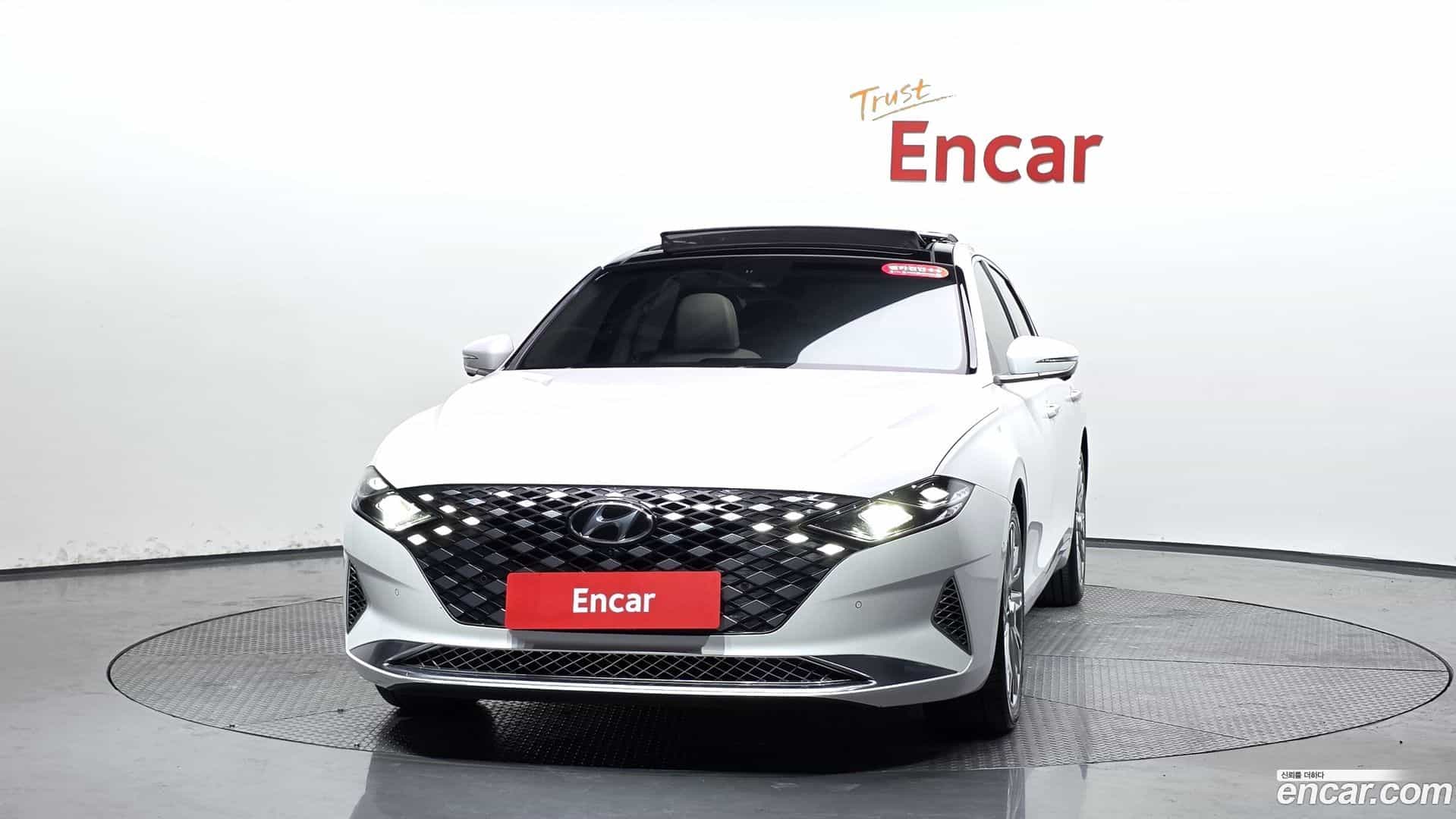 Grandeur Hyundai 2020.5-OUTER-003