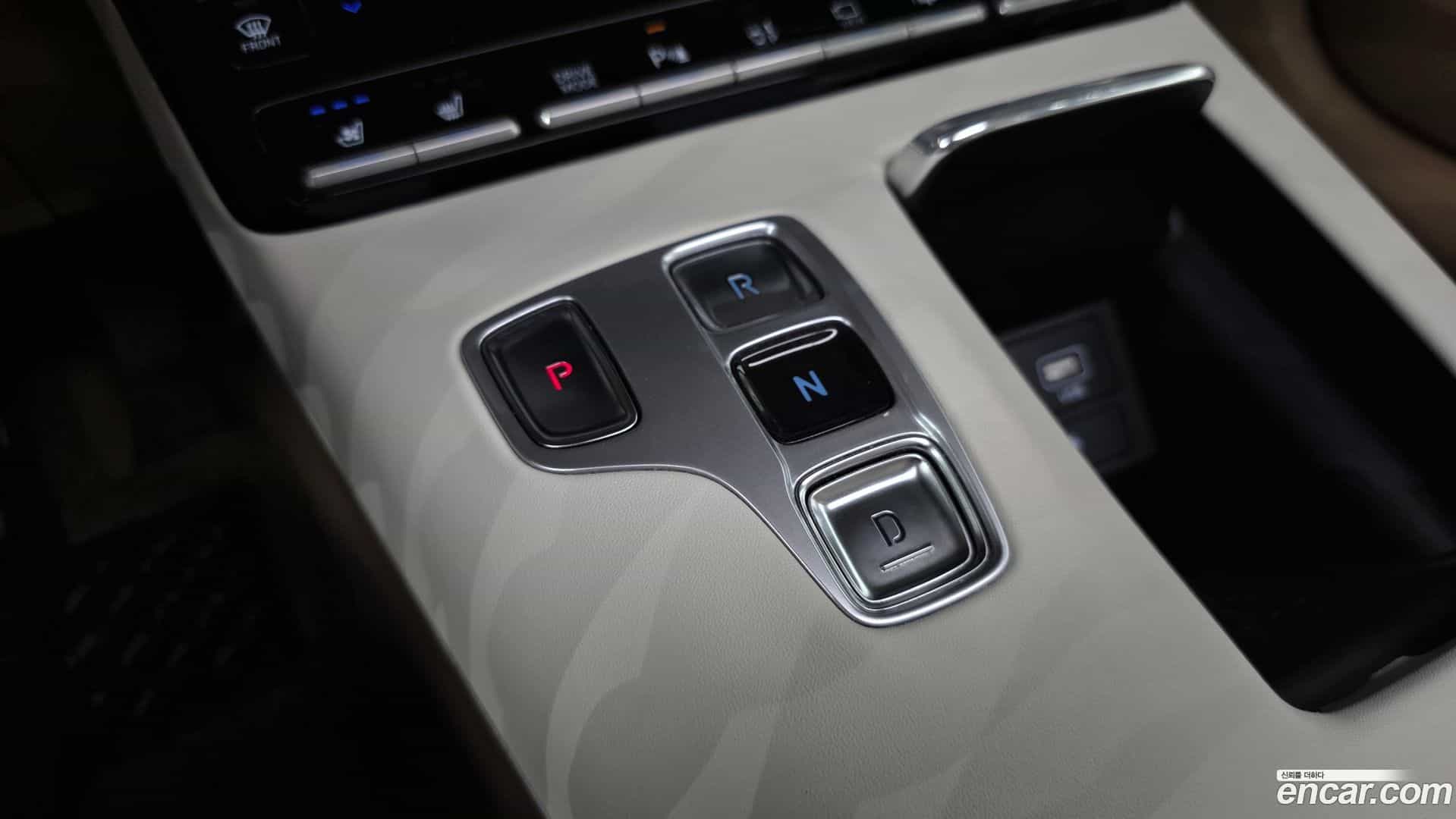 Grandeur Hyundai 2020.5-INNER-009
