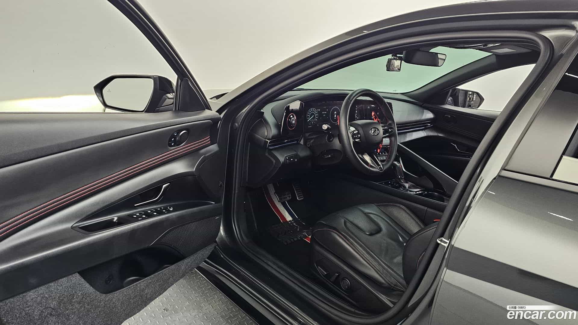 AVANTE Hyundai 2021.5-INNER-010