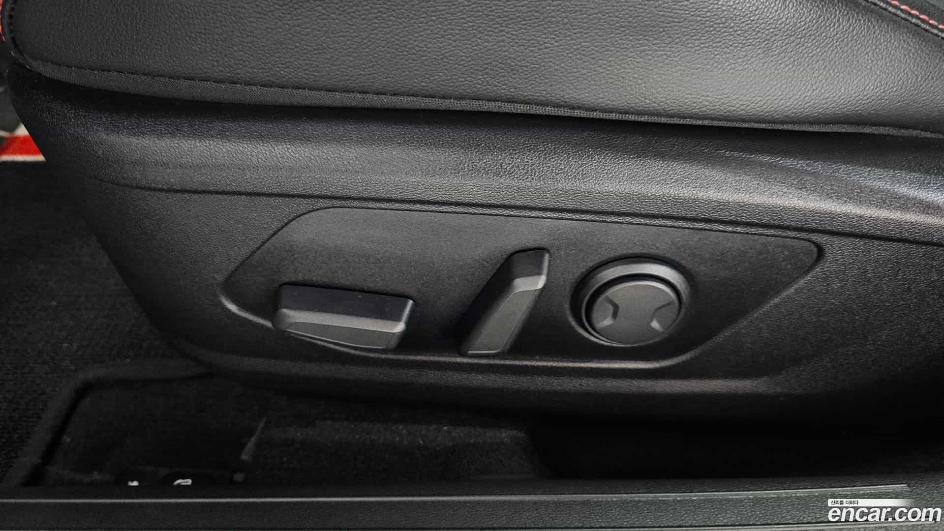 AVANTE Hyundai 2021.5-OPTION-044