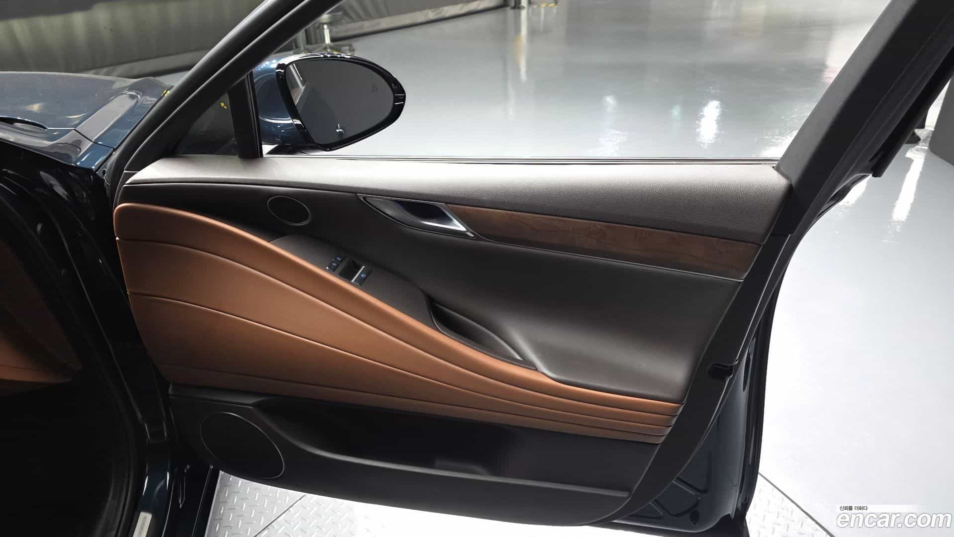 G80 Genesis 2022.9-INNER-034