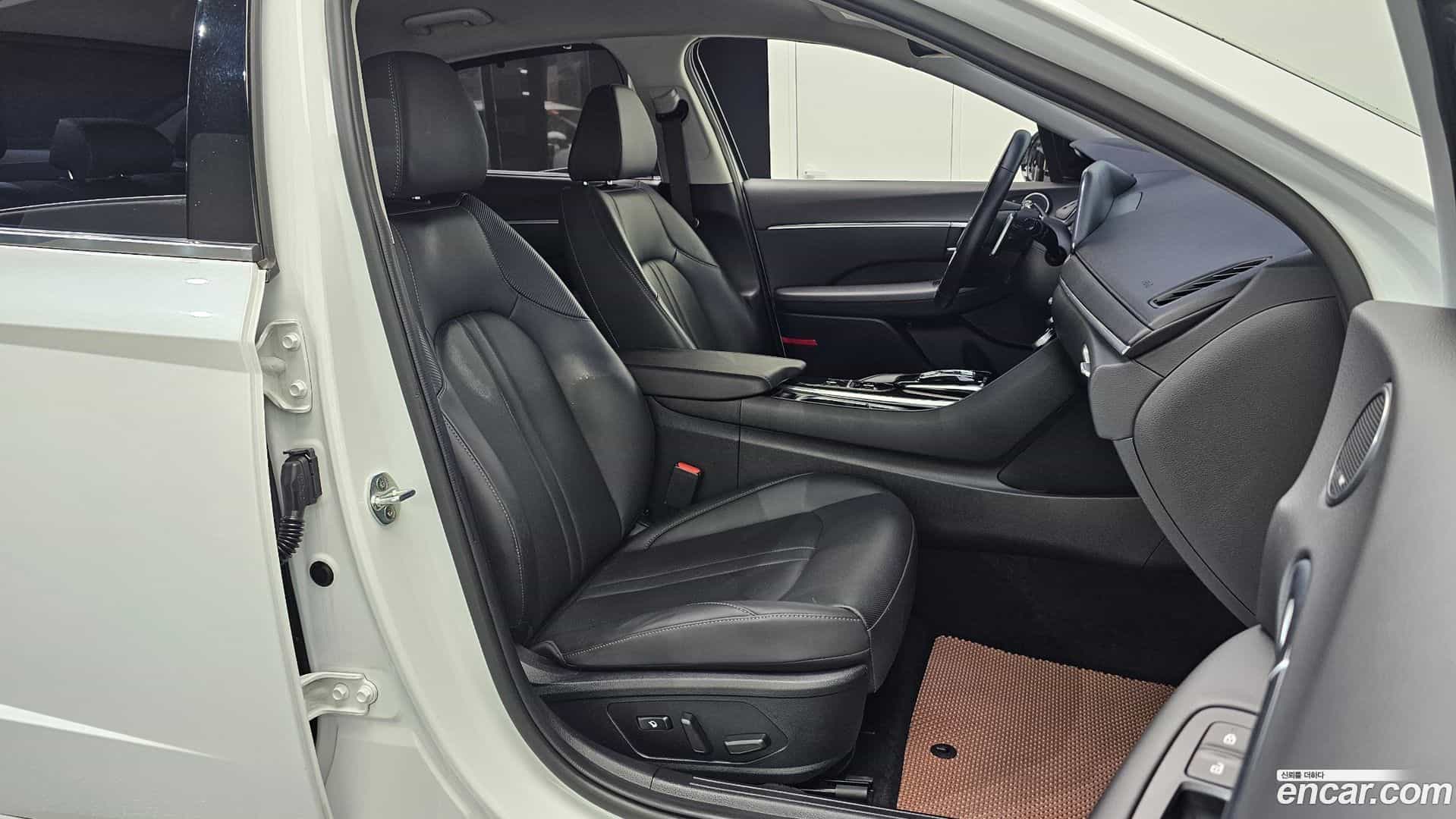 Sonata Hyundai 2019.10-INNER-036